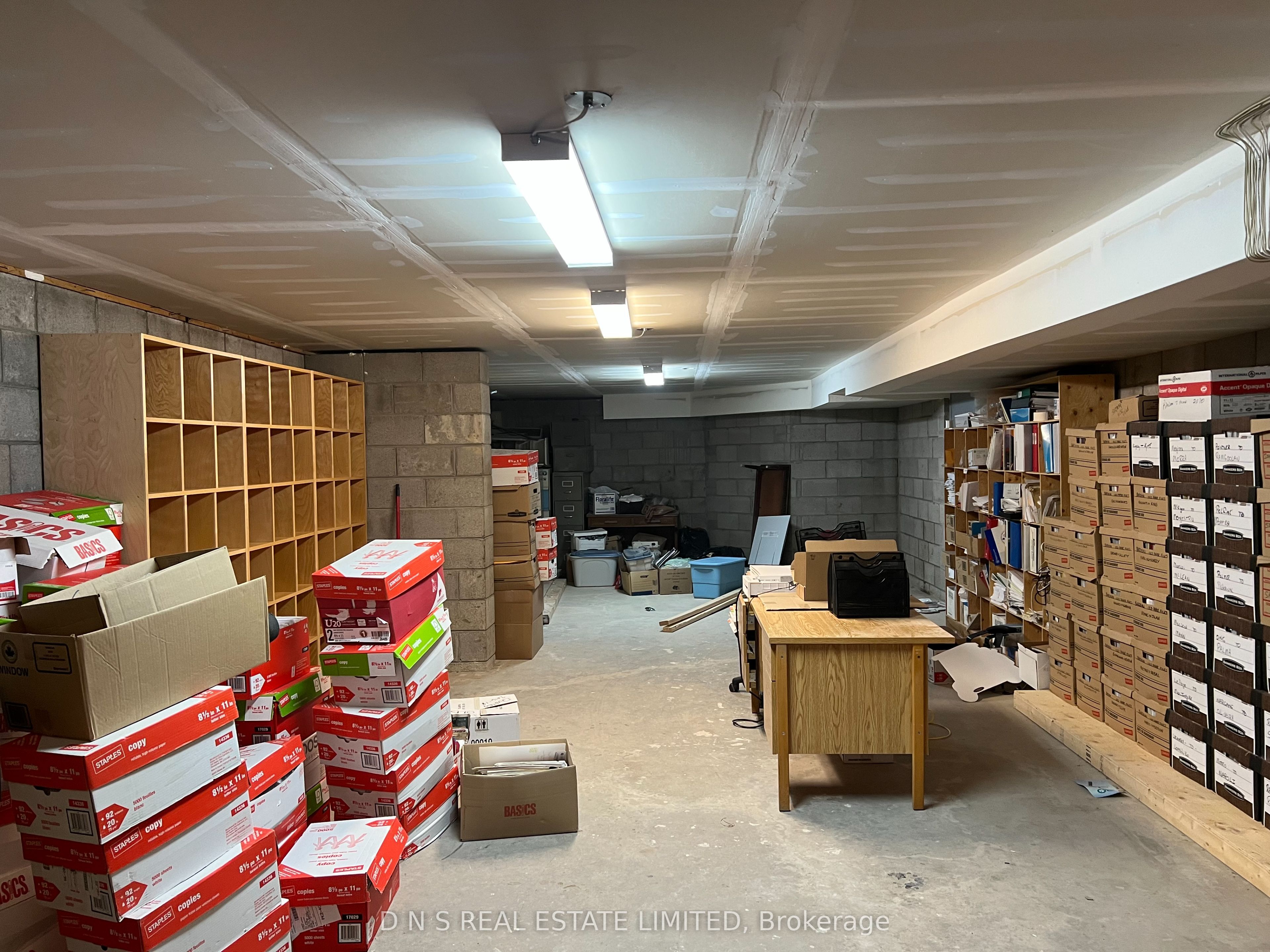 18 Queen Street Property Photo 2