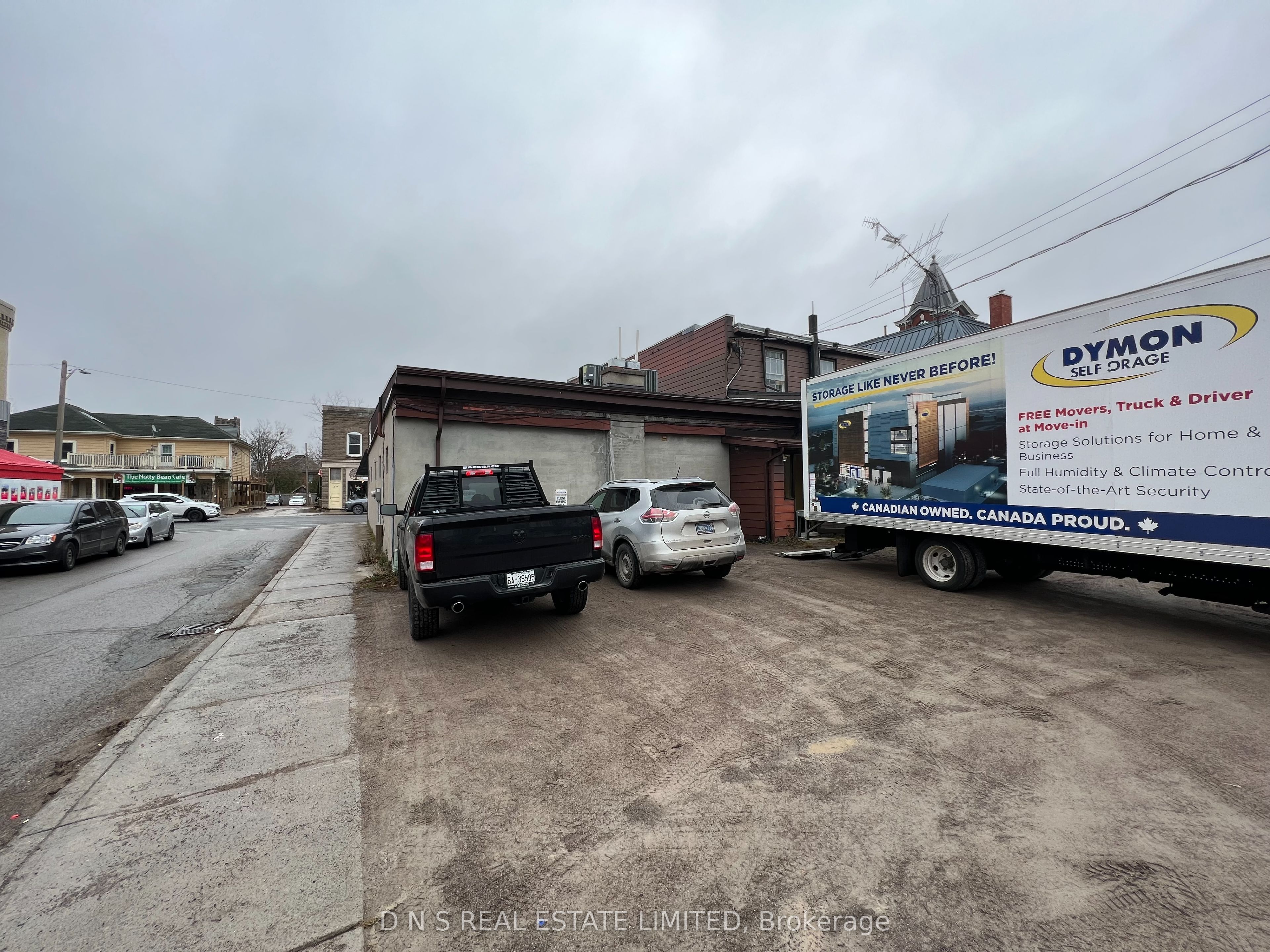 18 Queen Street Property Photo 11