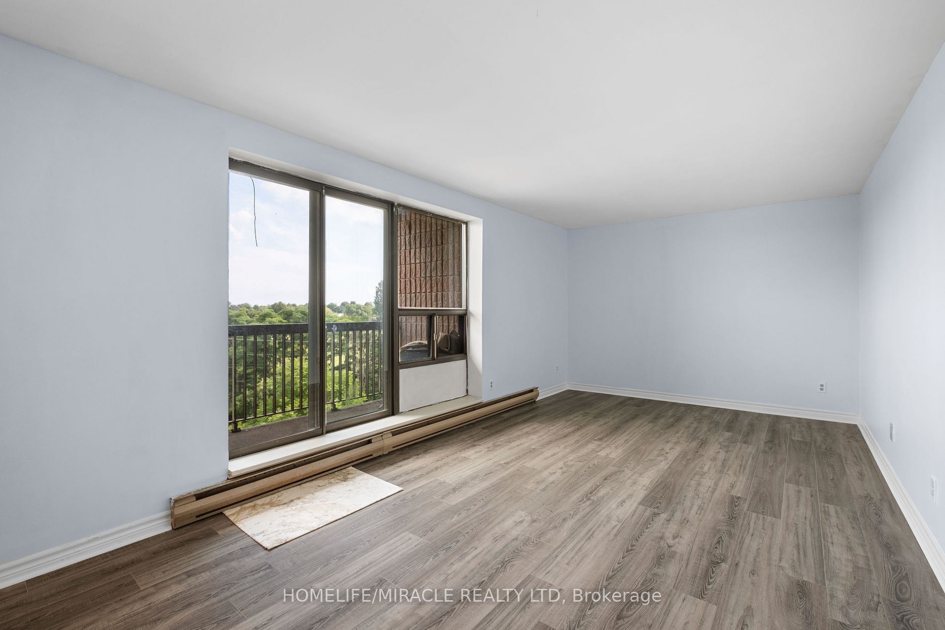 17 Eldon Hall Pl 8 Property Photo 22