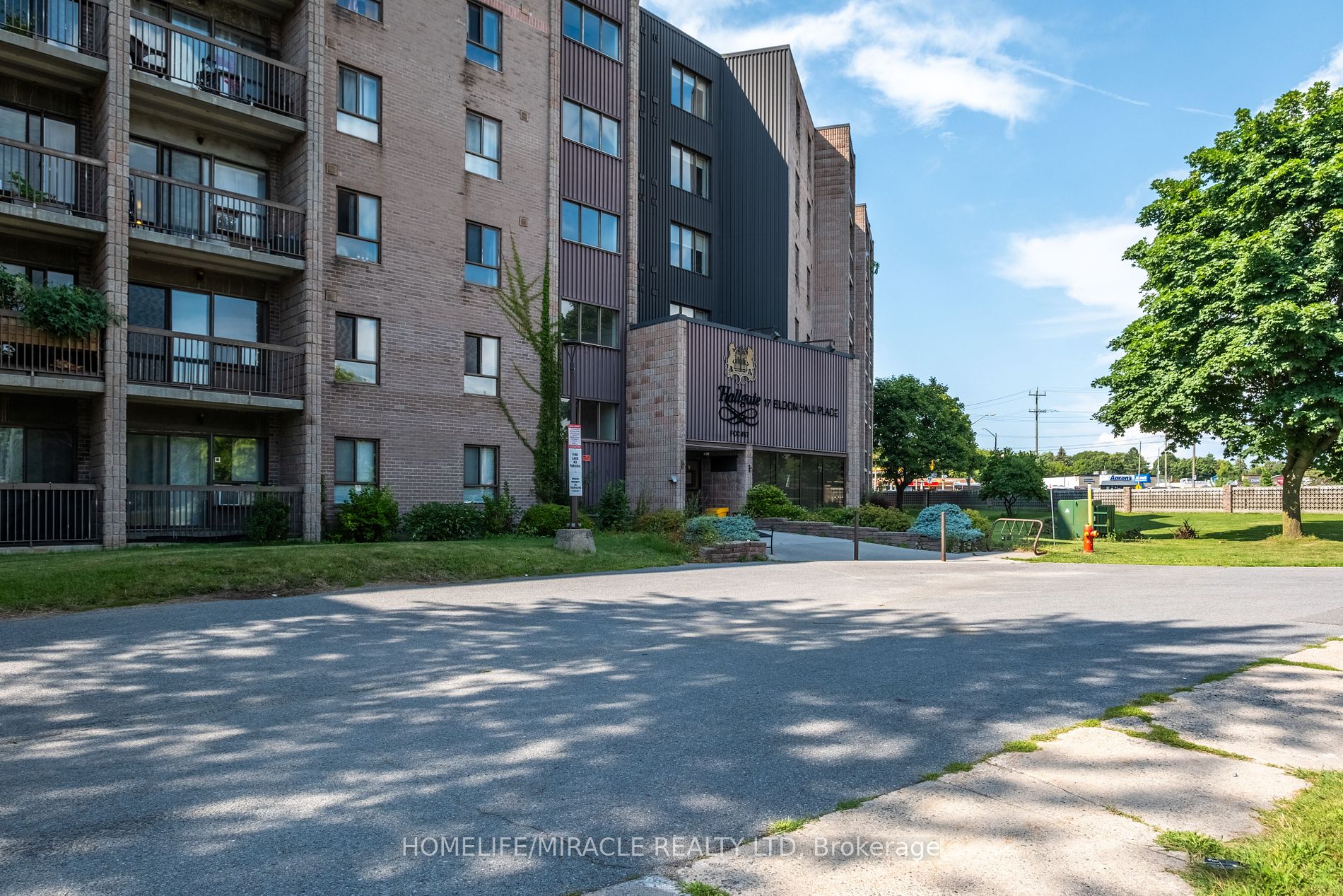 17 Eldon Hall Pl 8 Property Photo 29