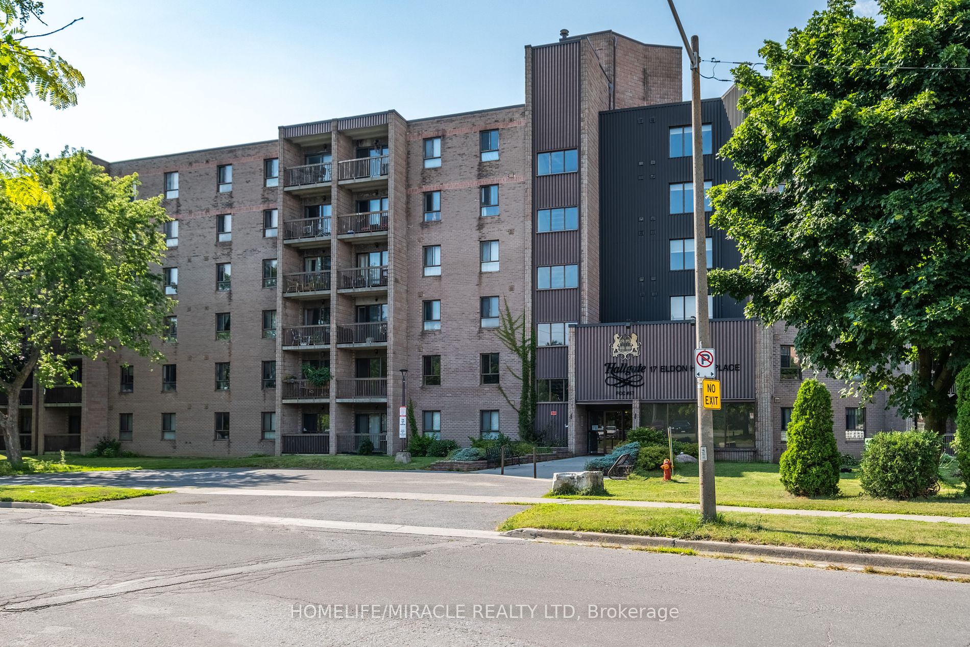 17 Eldon Hall Pl 8 Property Photo 30