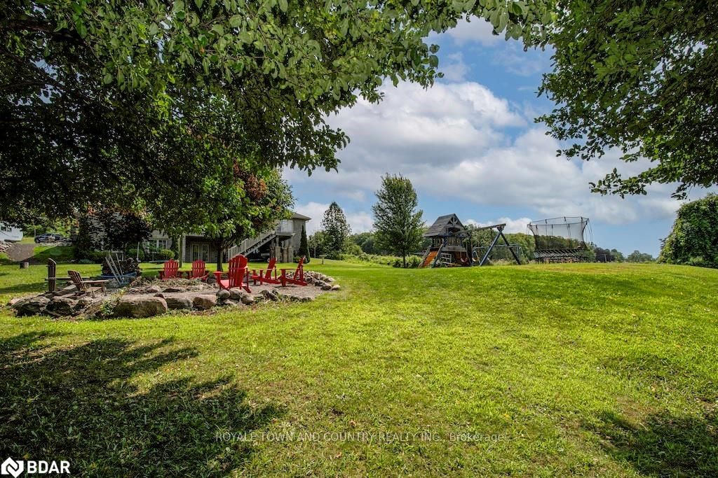 422 Highway 7a E Property Photo 30