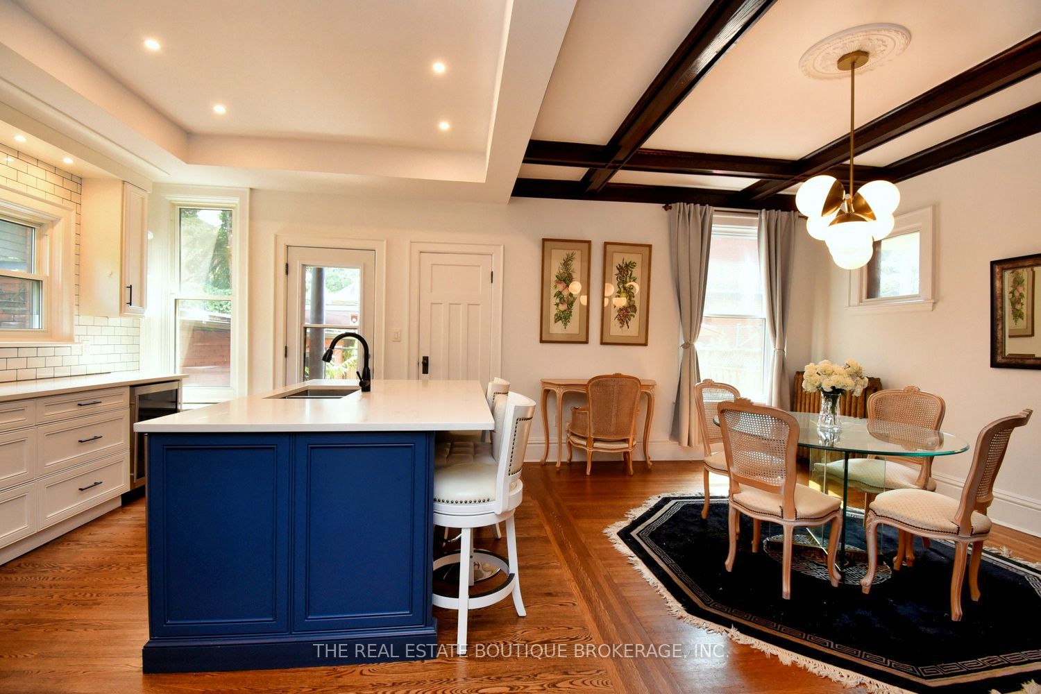 185 Fairleigh Ave S Property Photo 11