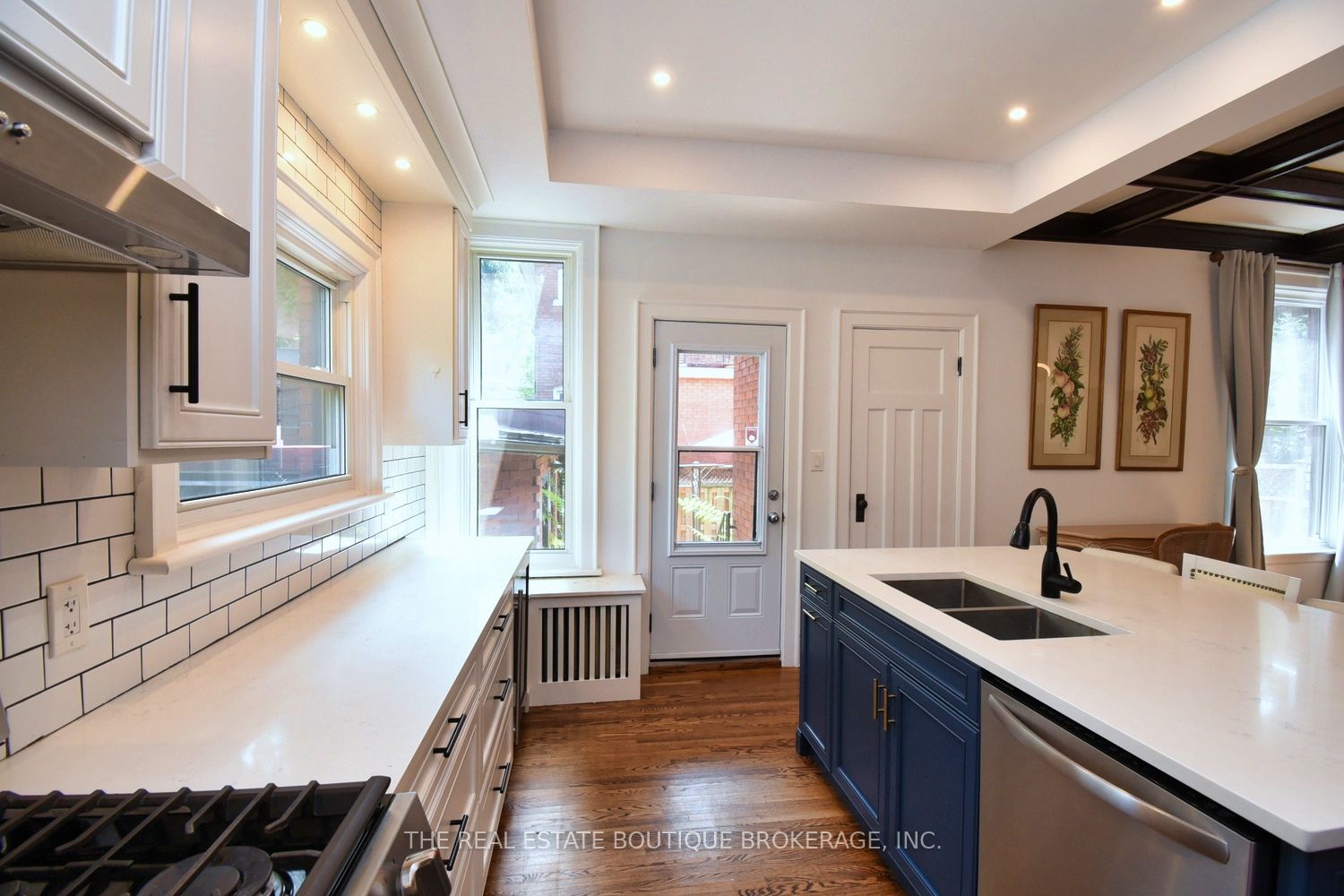 185 Fairleigh Ave S Property Photo 15