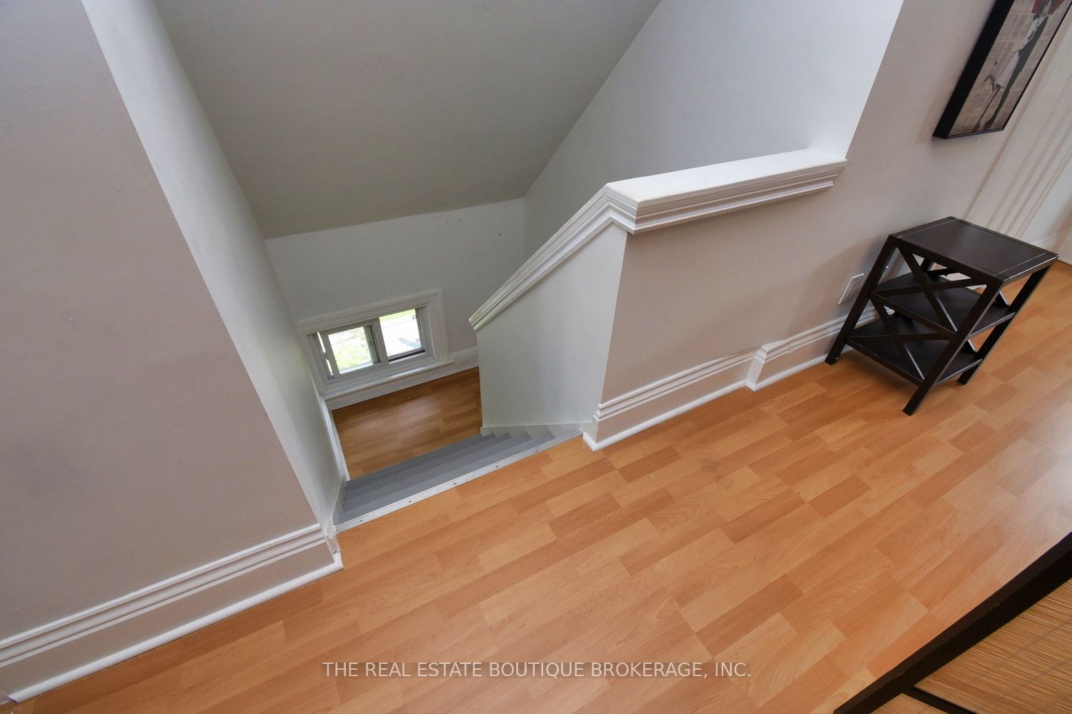 185 Fairleigh Ave S Property Photo 27