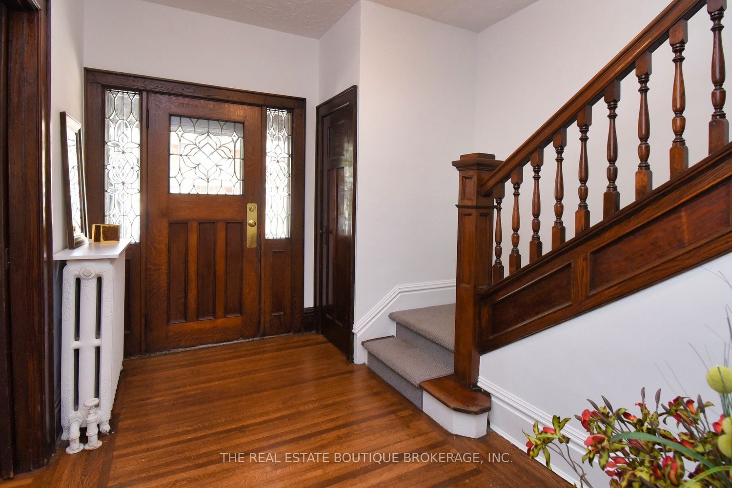 185 Fairleigh Ave S Property Photo 36