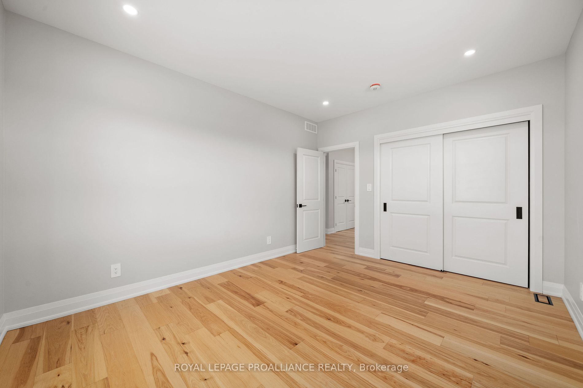 57 Navigation Dr Property Photo 18