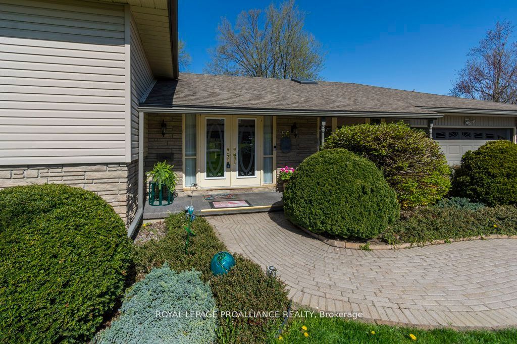 50 Greenfield Park Property Photo 4