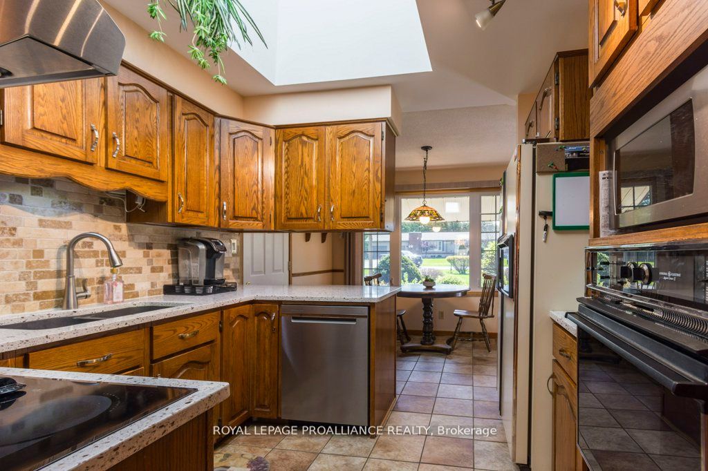50 Greenfield Park Property Photo 15