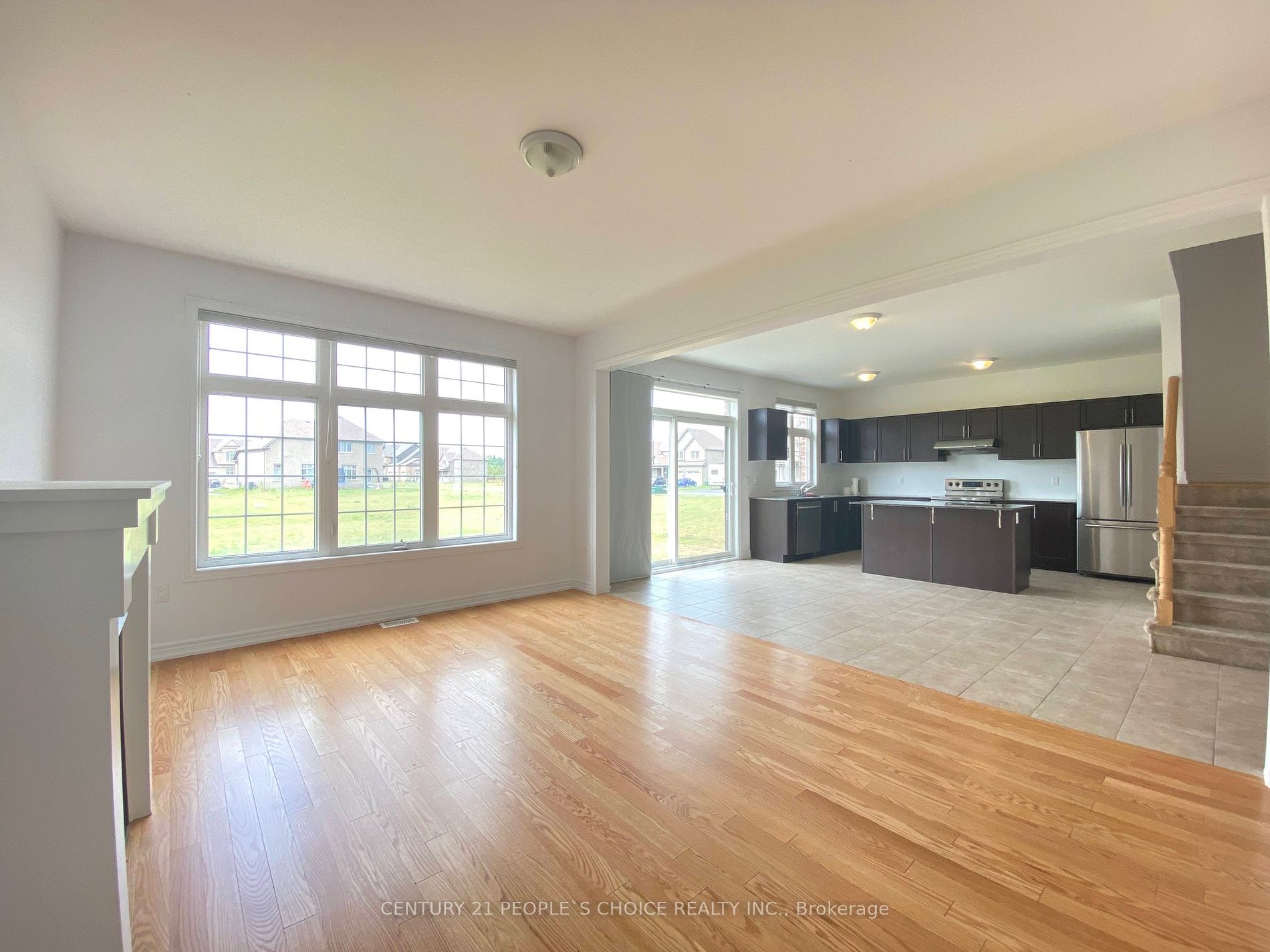 60 Summer Breeze Dr Property Photo 5