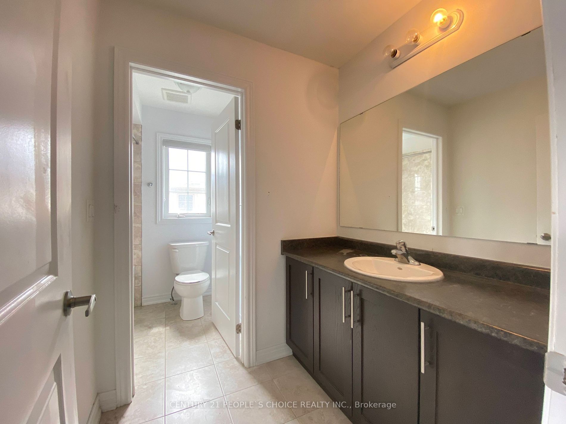60 Summer Breeze Dr Property Photo 11