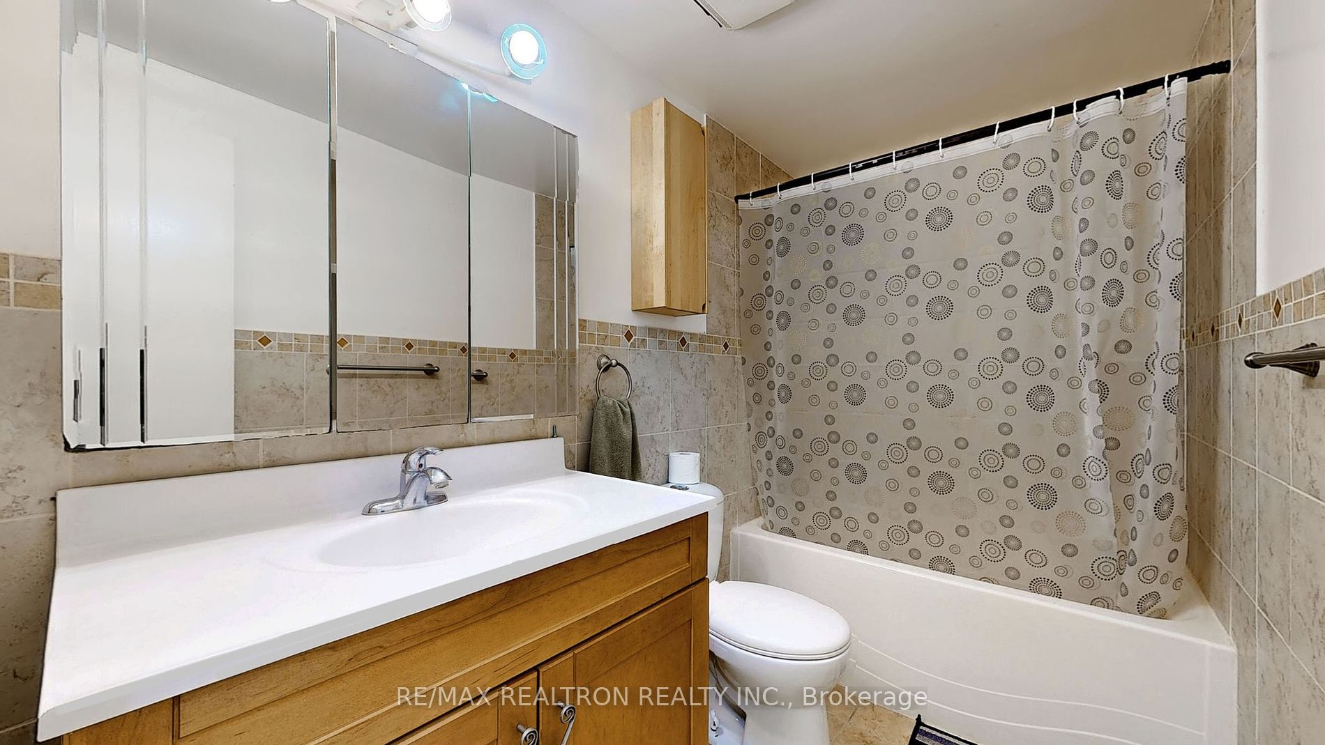 51 Paulander Dr 27 Property Photo 17