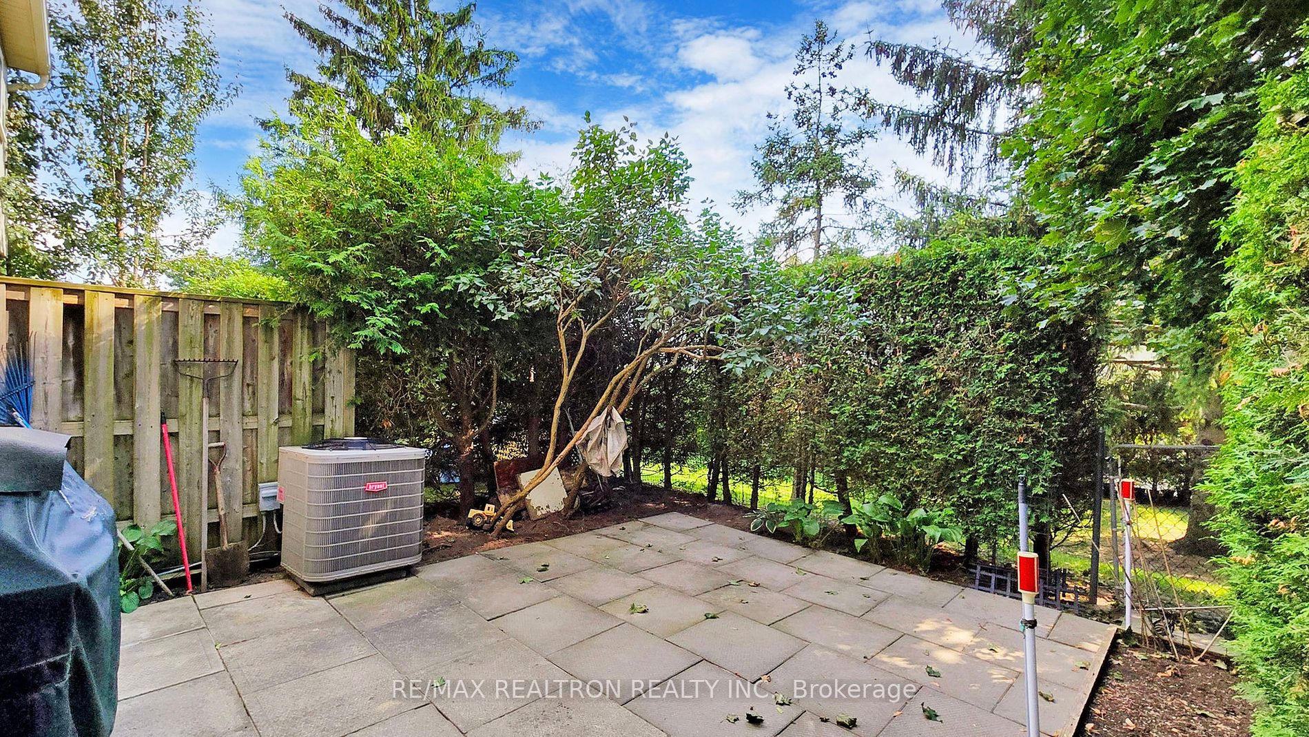 51 Paulander Dr 27 Property Photo 33