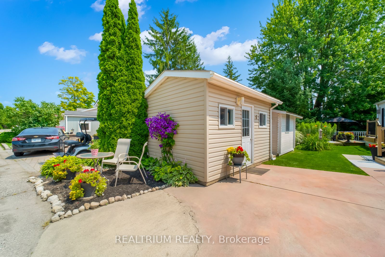 6 Golden Pond Rd . Property Photo 14