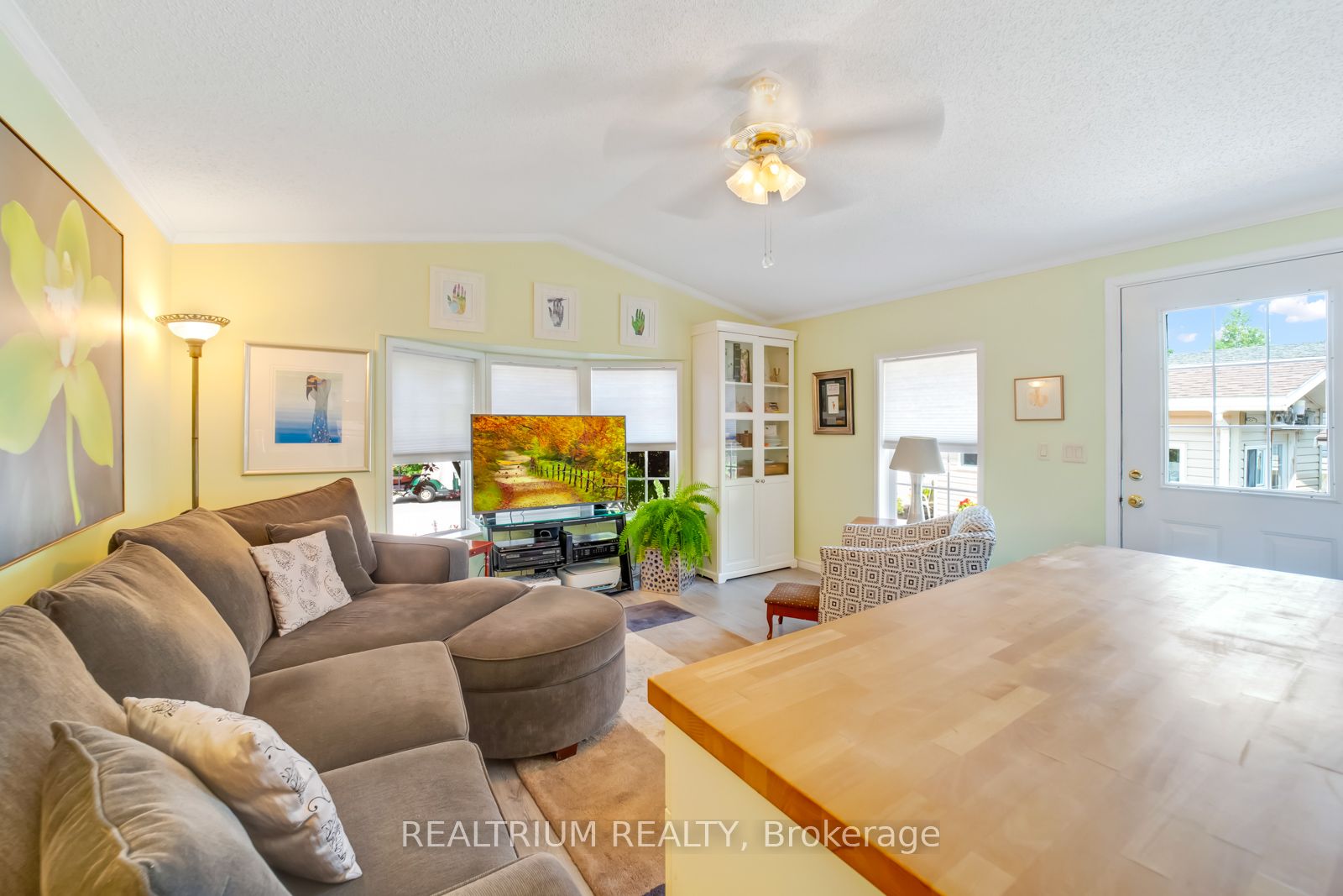 6 Golden Pond Rd . Property Photo 17