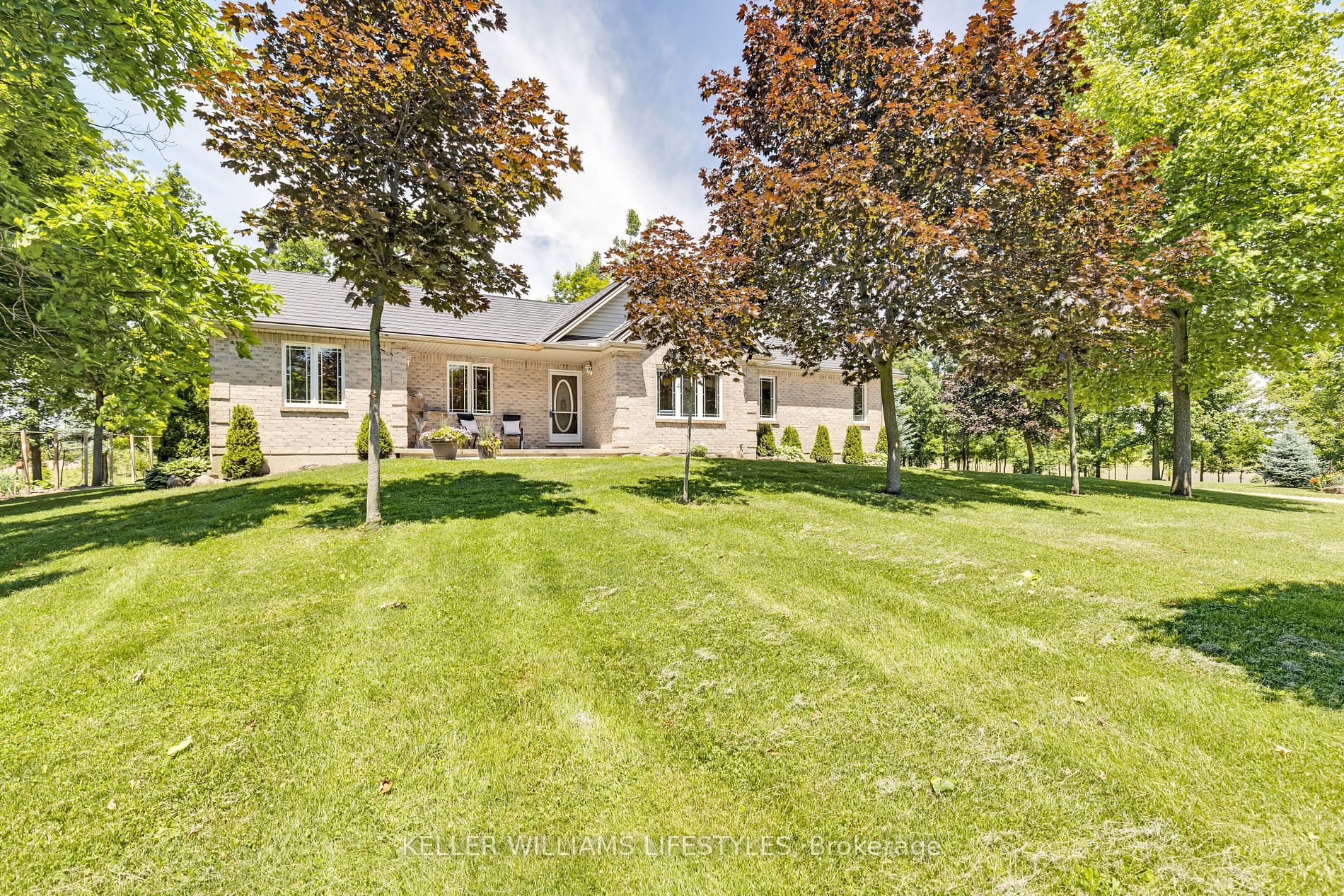 32420 Silver Clay Line Property Photo 1