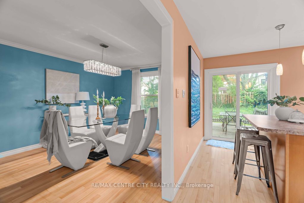 673 Woodcrest Blvd 2 Property Photo 4