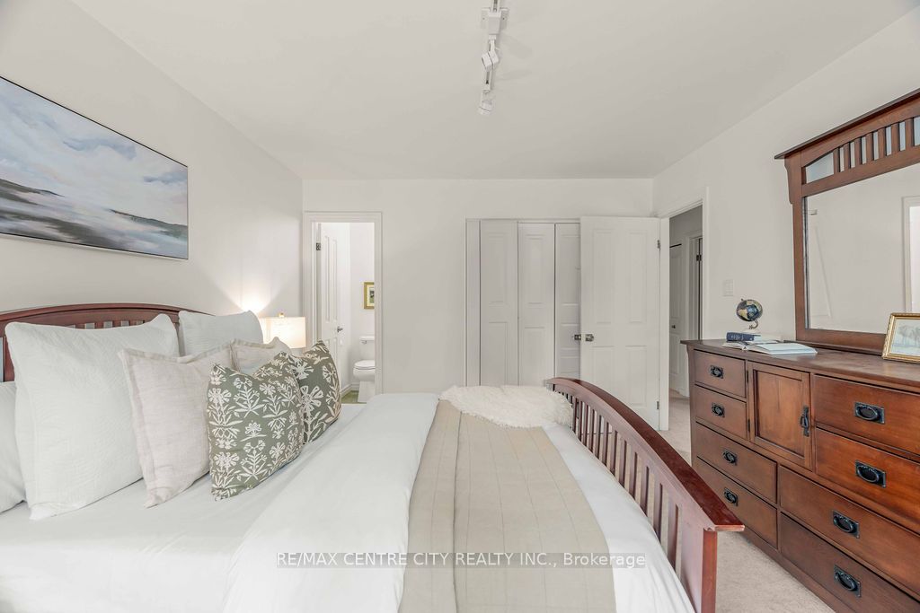673 Woodcrest Blvd 2 Property Photo 14