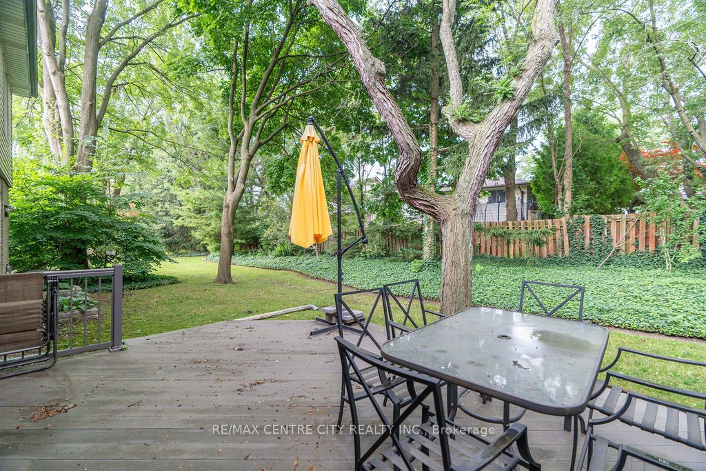 673 Woodcrest Blvd 2 Property Photo 32