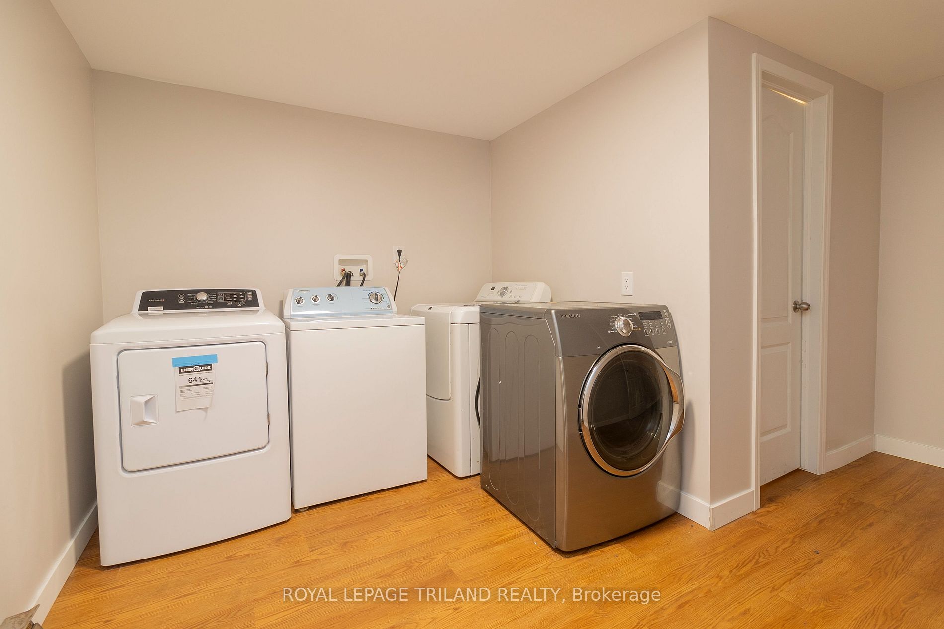 311 Vesta Rd 1 Property Photo 14