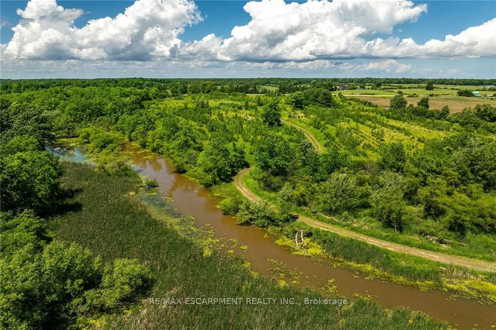 Na #17 Haldimand Rd Property Photo 4