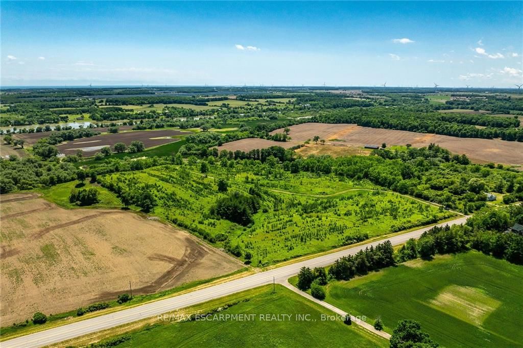 Na #17 Haldimand Rd Property Photo 5