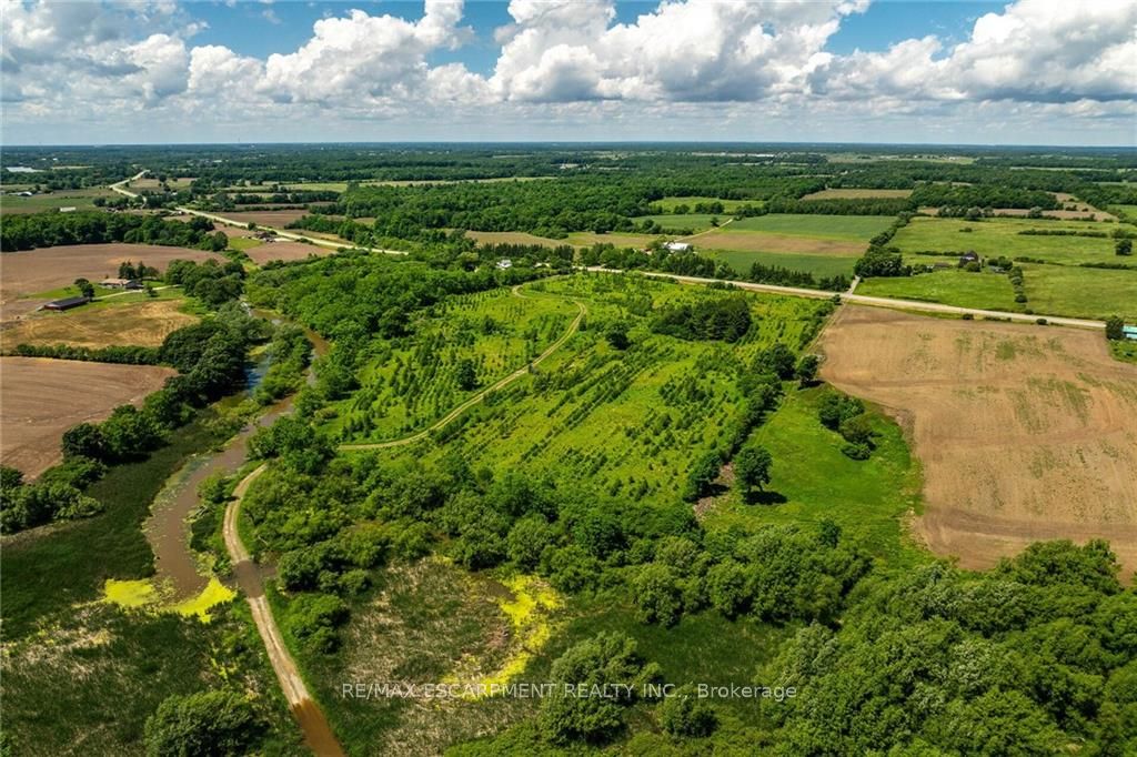 Na #17 Haldimand Rd Property Photo 13