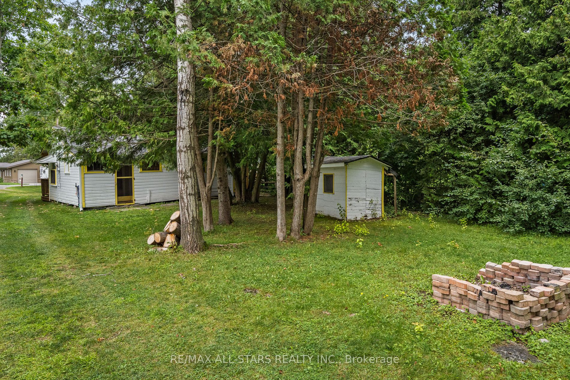 93 Sturgeon Glen Rd Property Photo 19