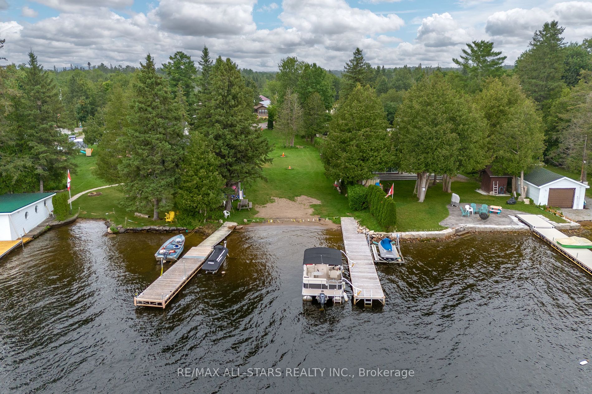 93 Sturgeon Glen Rd Property Photo 28