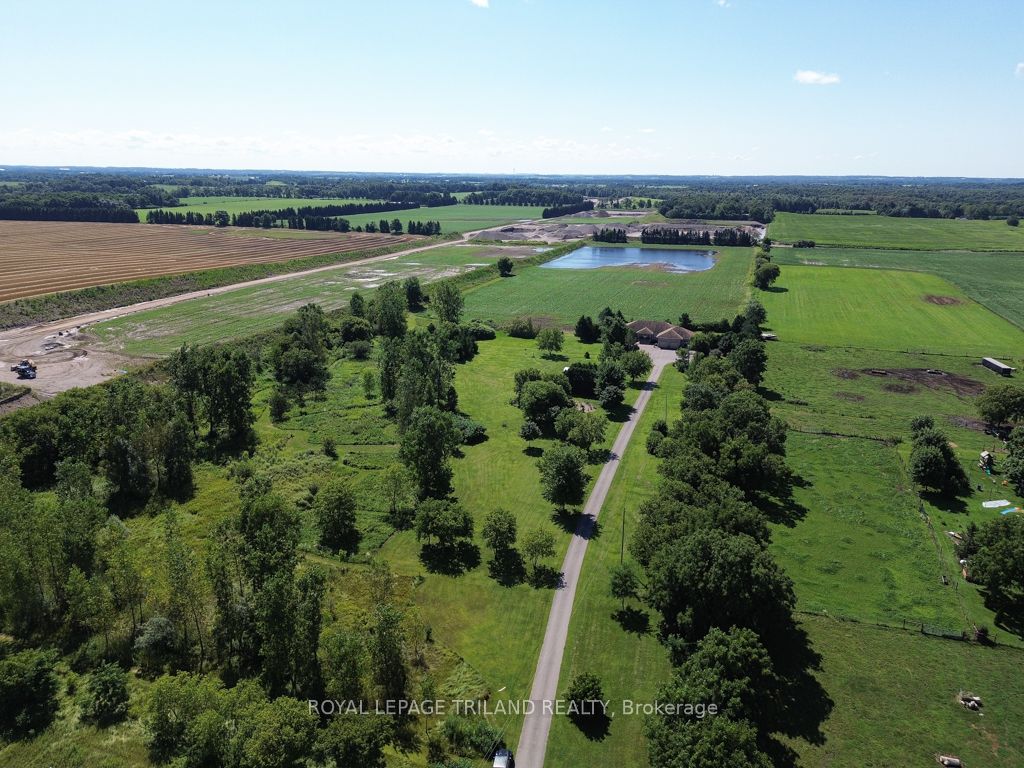 6325 Dundas St Property Photo 23
