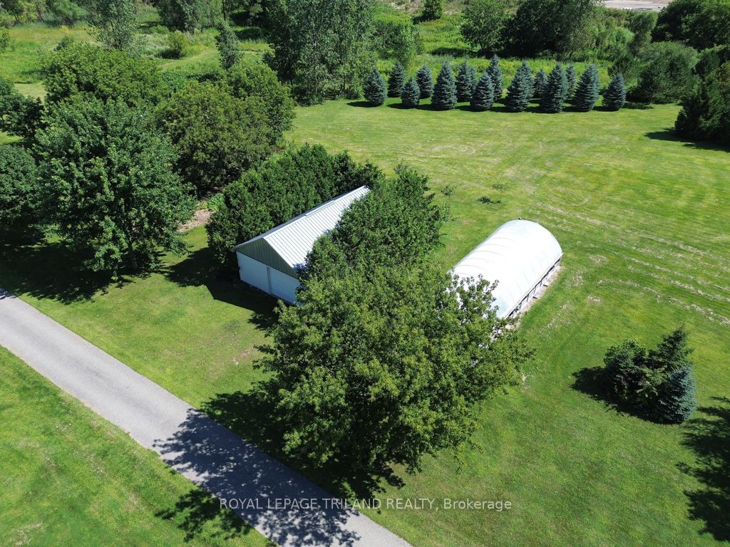 6325 Dundas St Property Photo 34