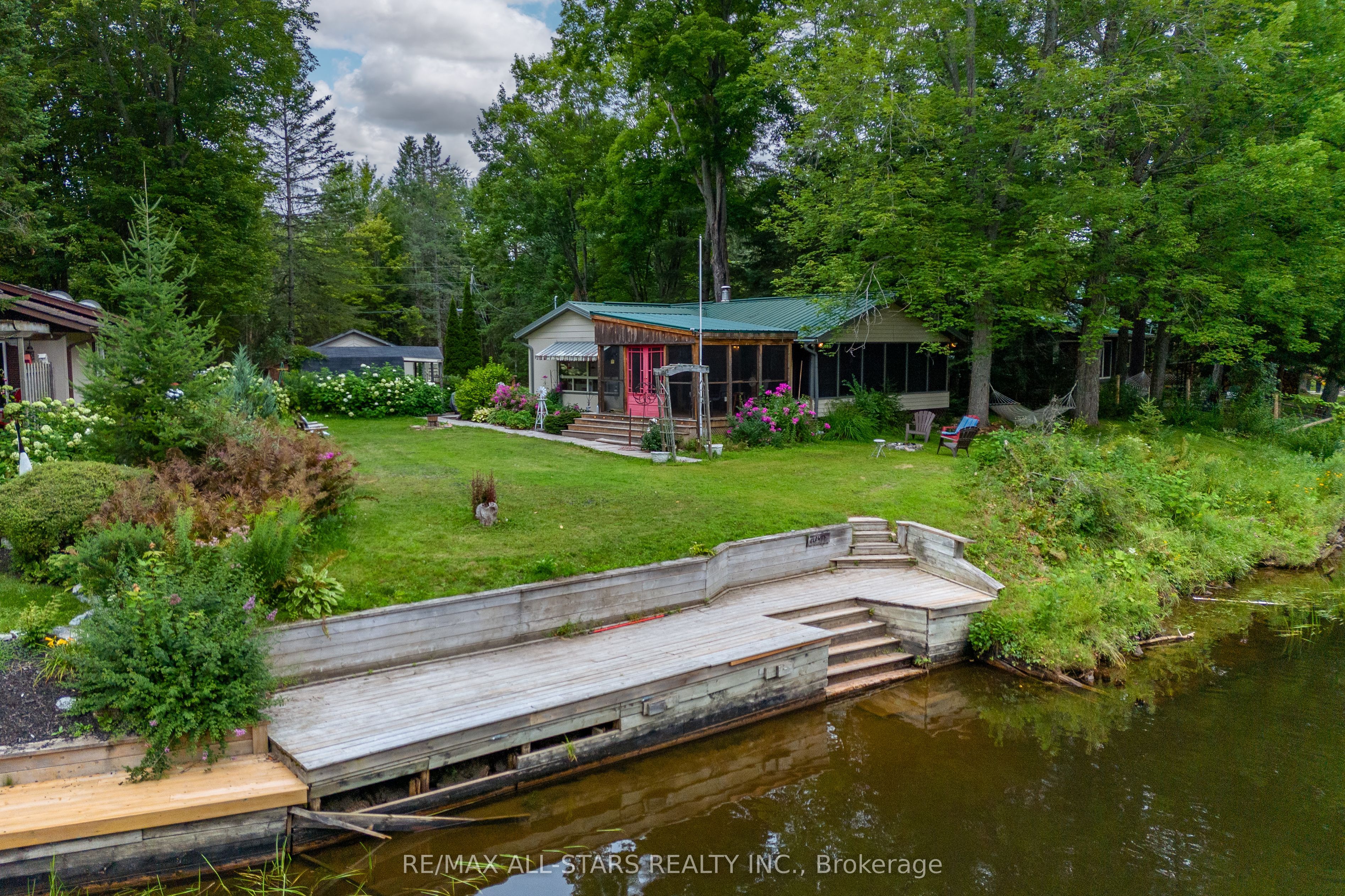 357 Southam Drive Property Photo 6