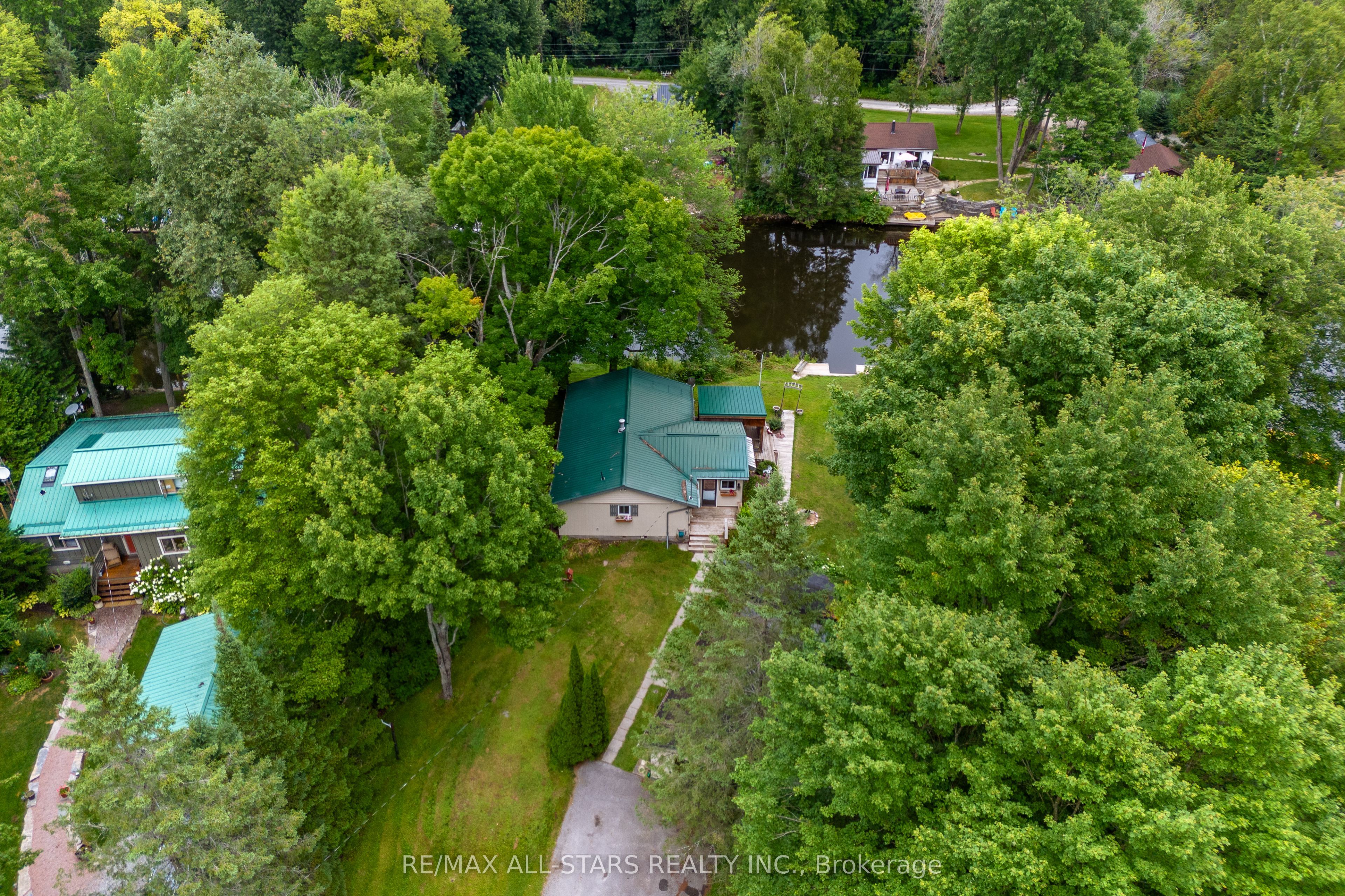 357 Southam Drive Property Photo 9