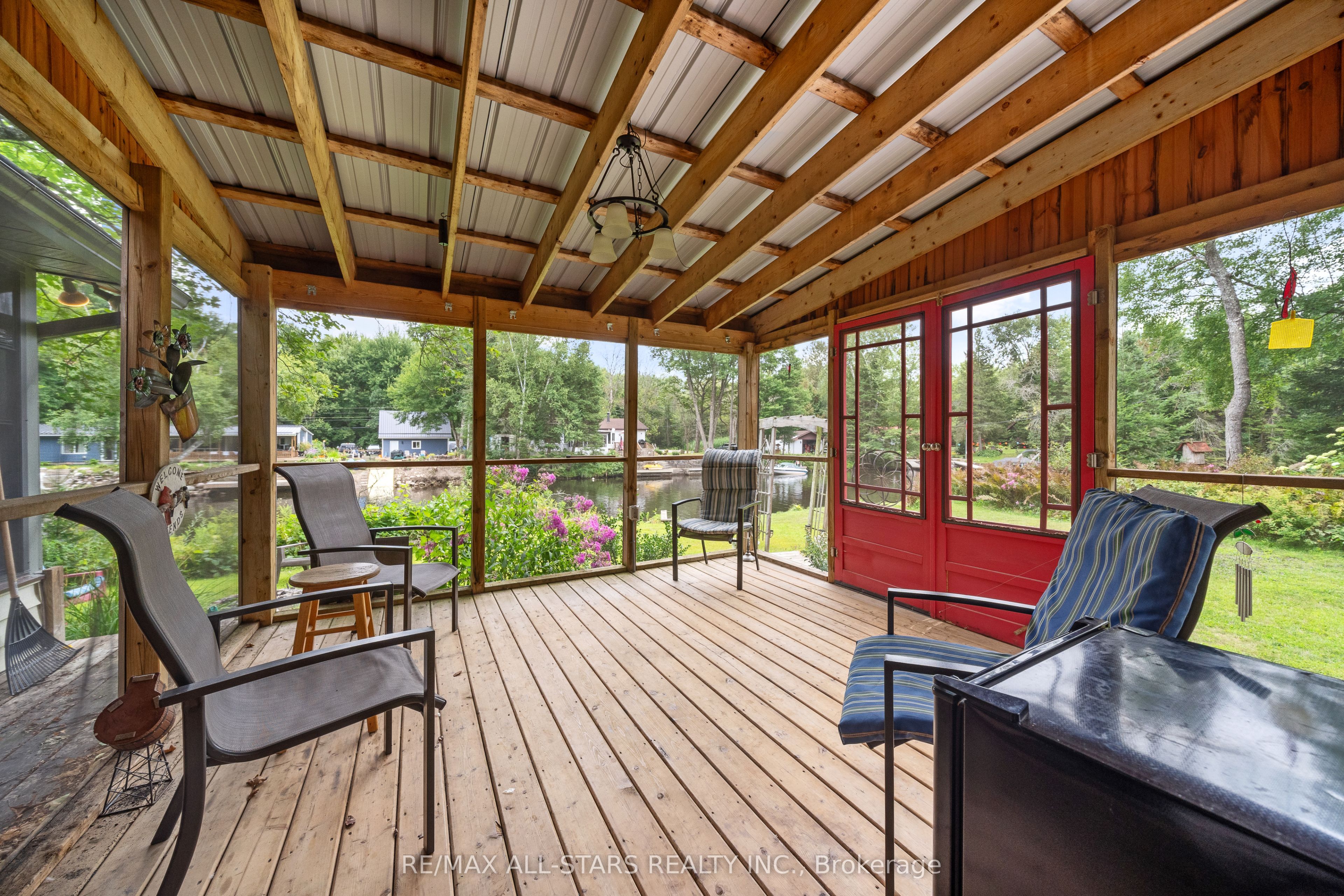 357 Southam Drive Property Photo 27