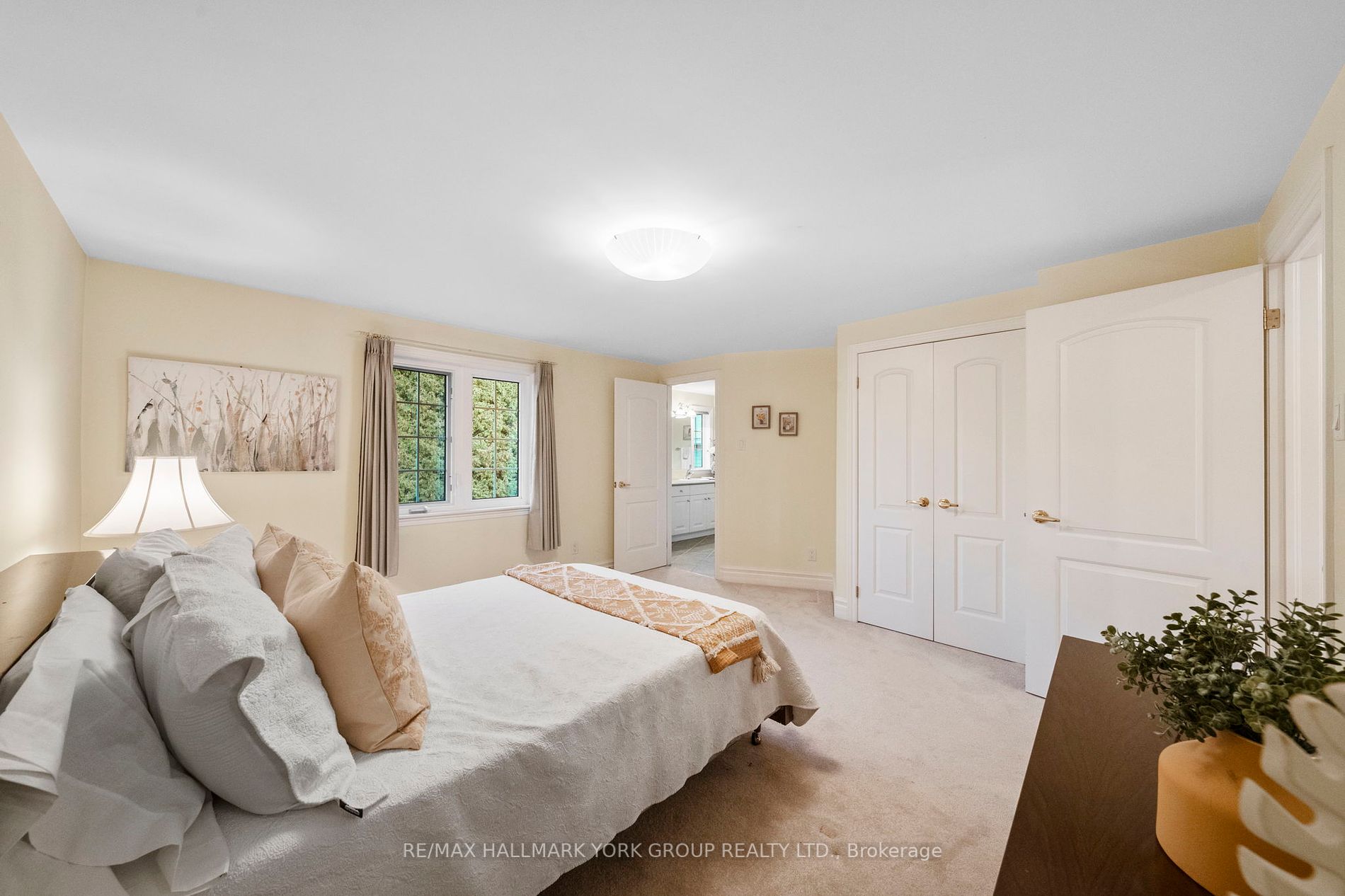 158159 7th Line Property Photo 15