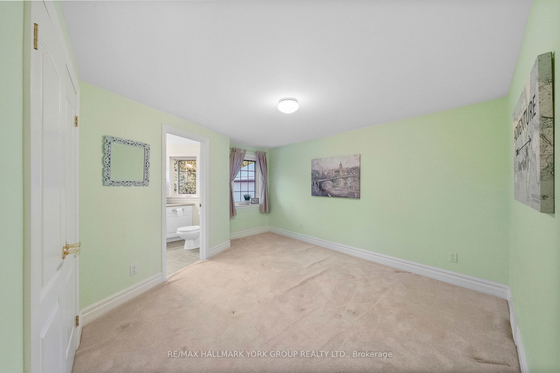 158159 7th Line Property Photo 17