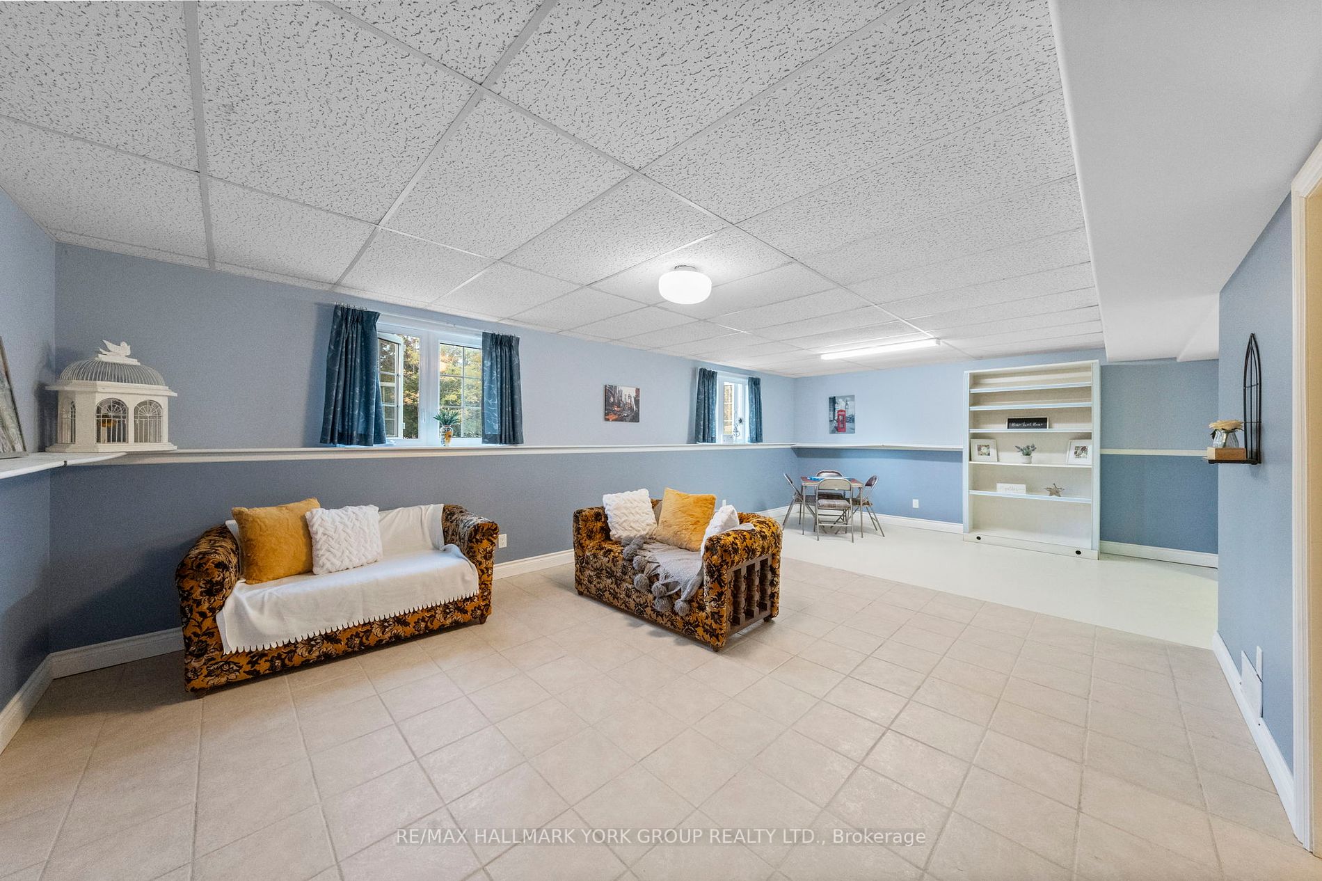 158159 7th Line Property Photo 20