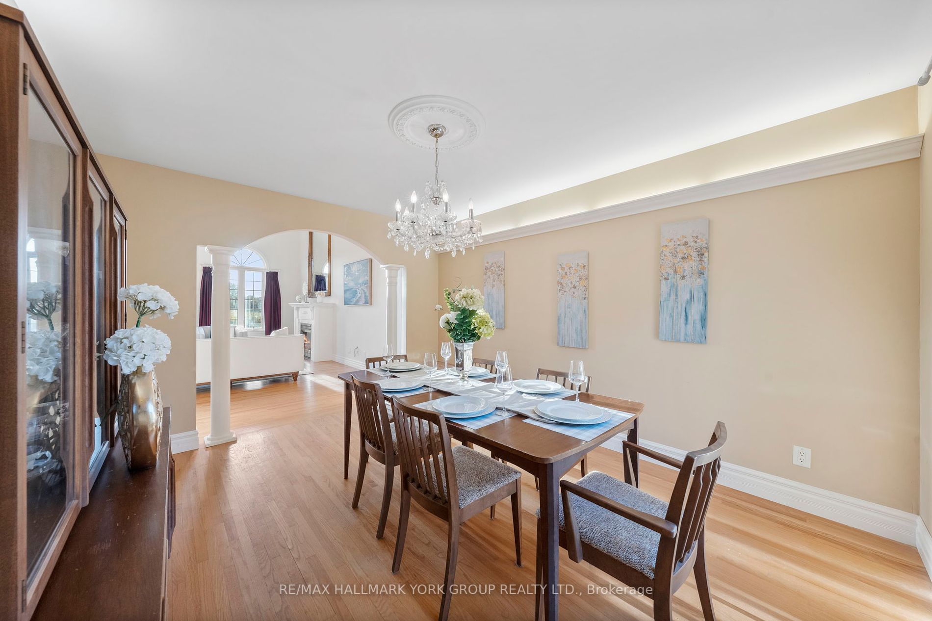 158159 7th Line Property Photo 38