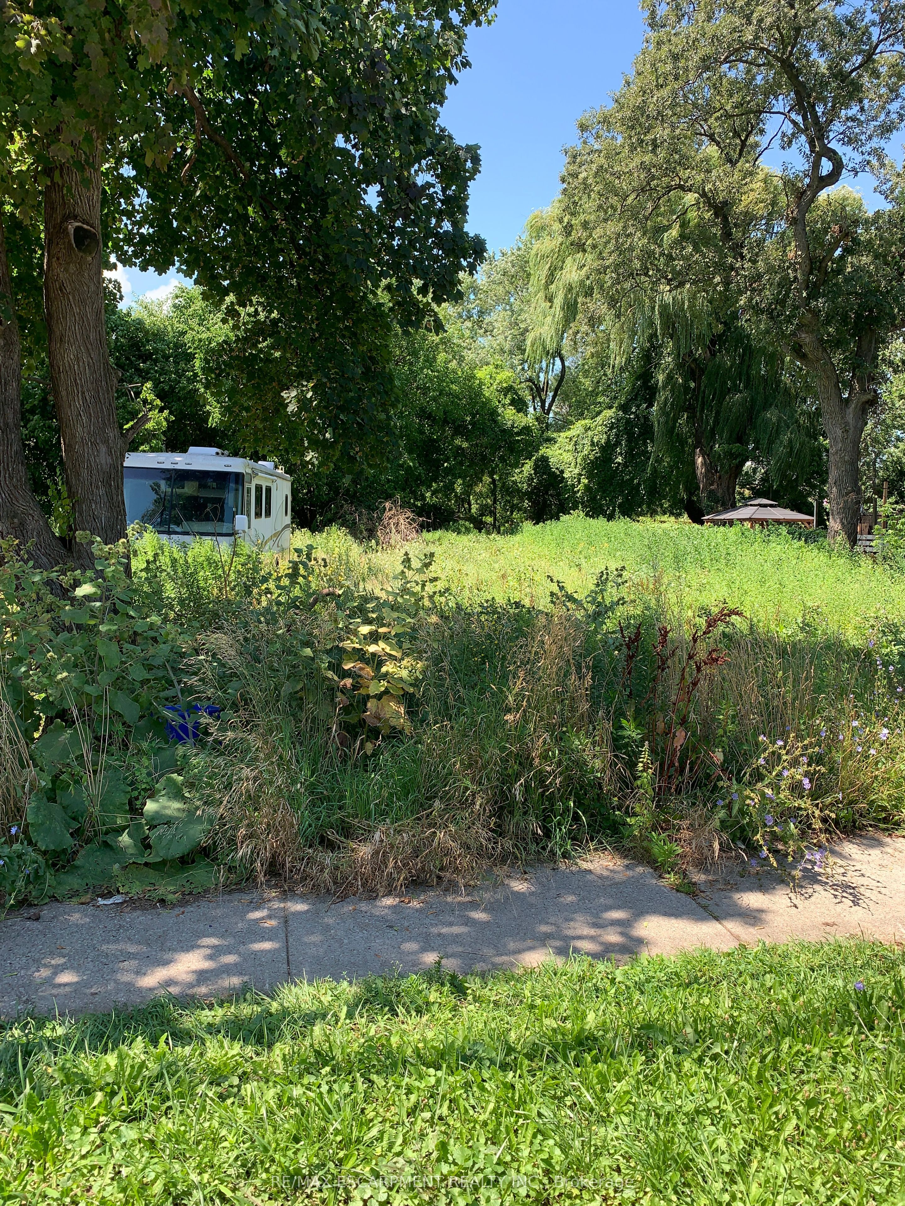 500 Beach Boulevard Property Photo 3