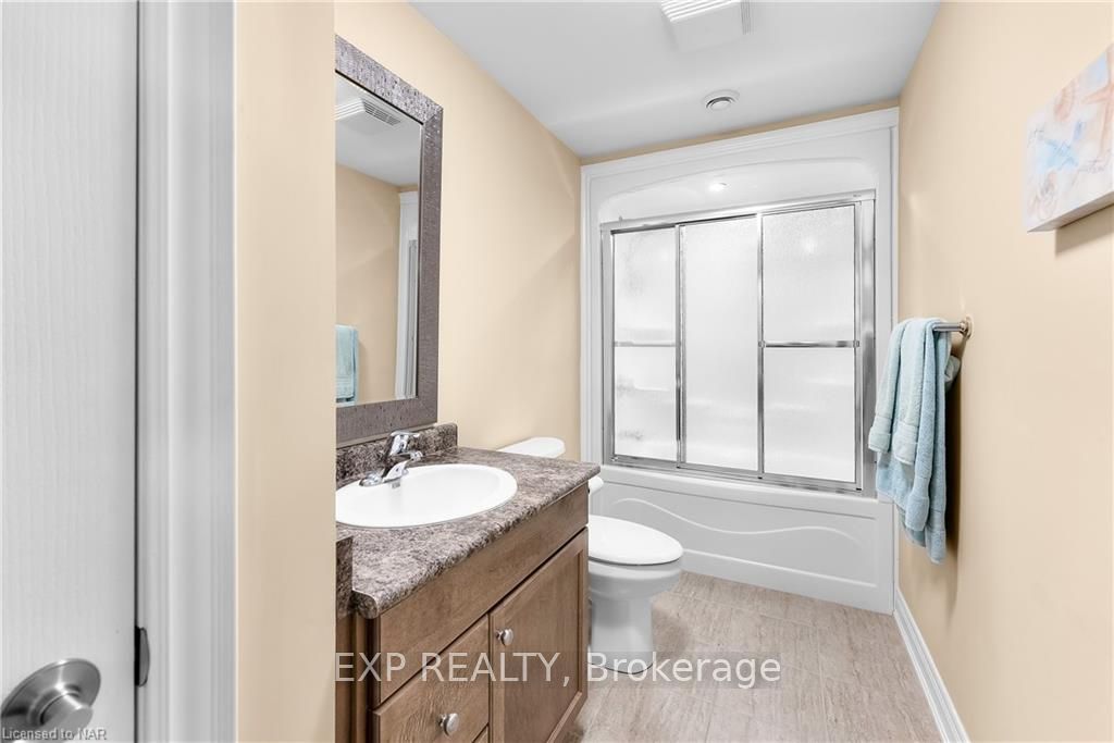 3232 Montrose Rd 43 Property Photo 24