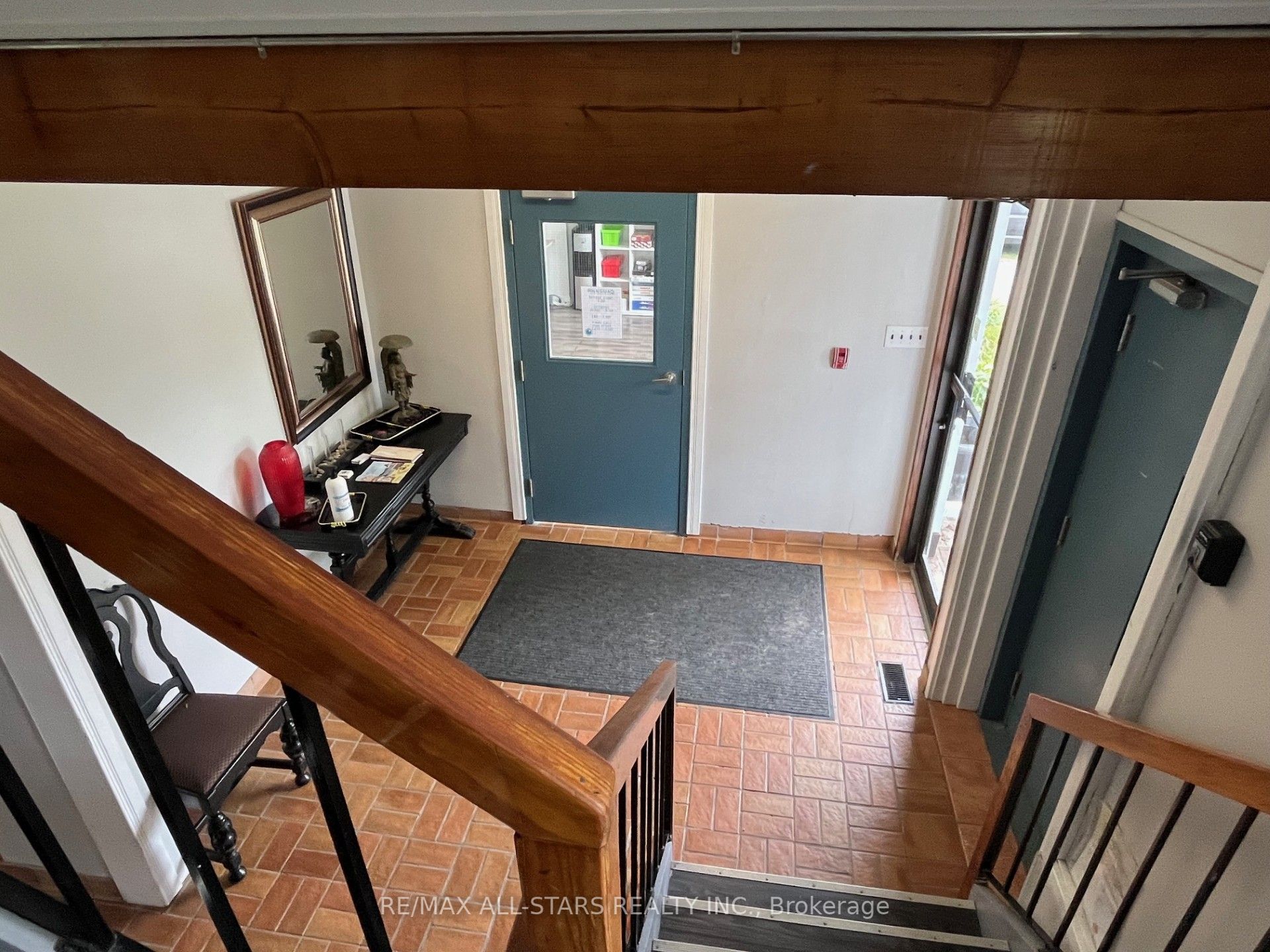 87 Adelaide Street Property Photo 15