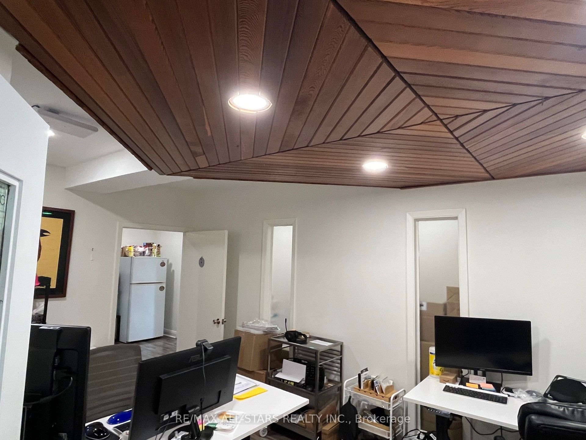 87 Adelaide Street Property Photo 19