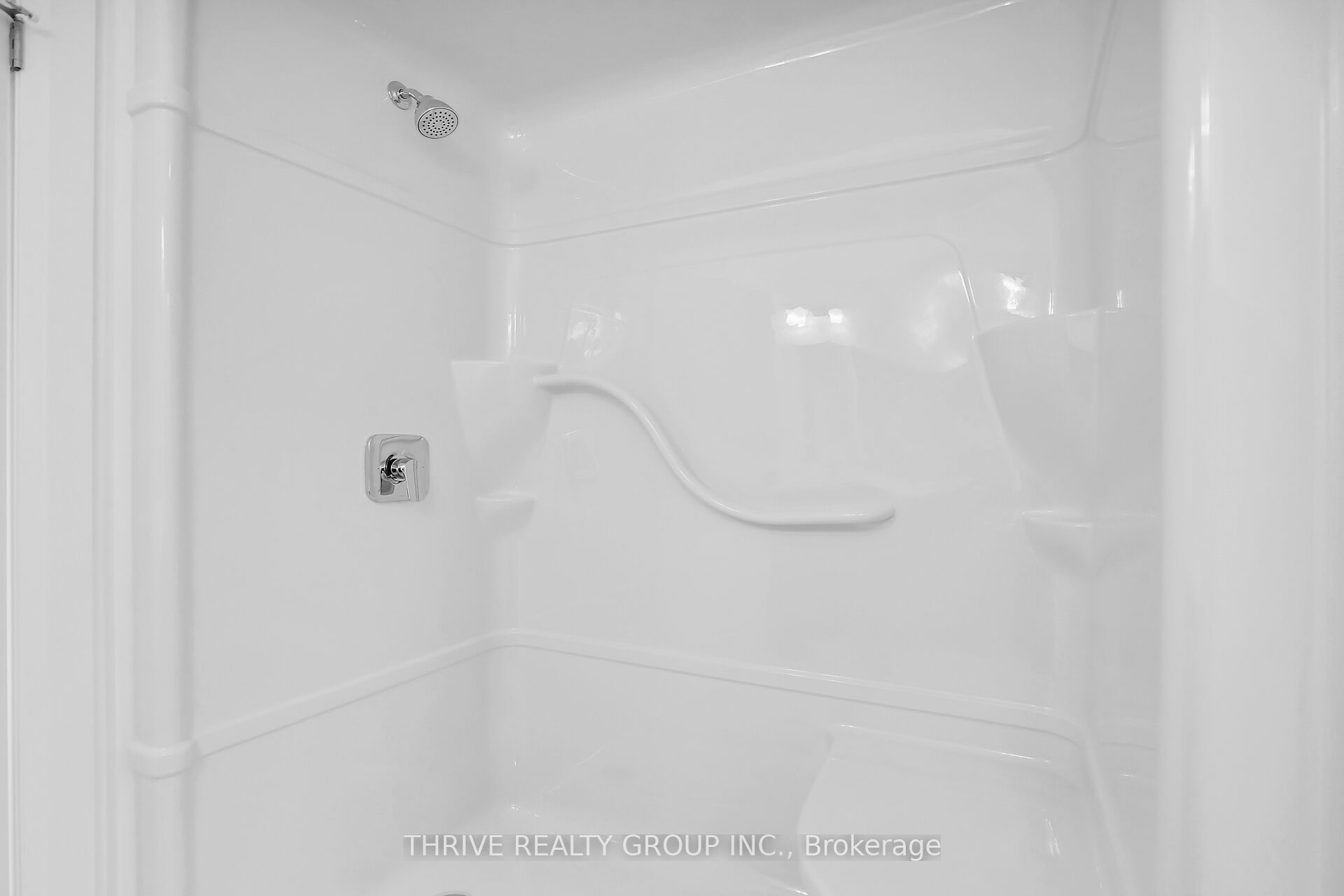 2374 Jordan Boulevard Property Photo 17