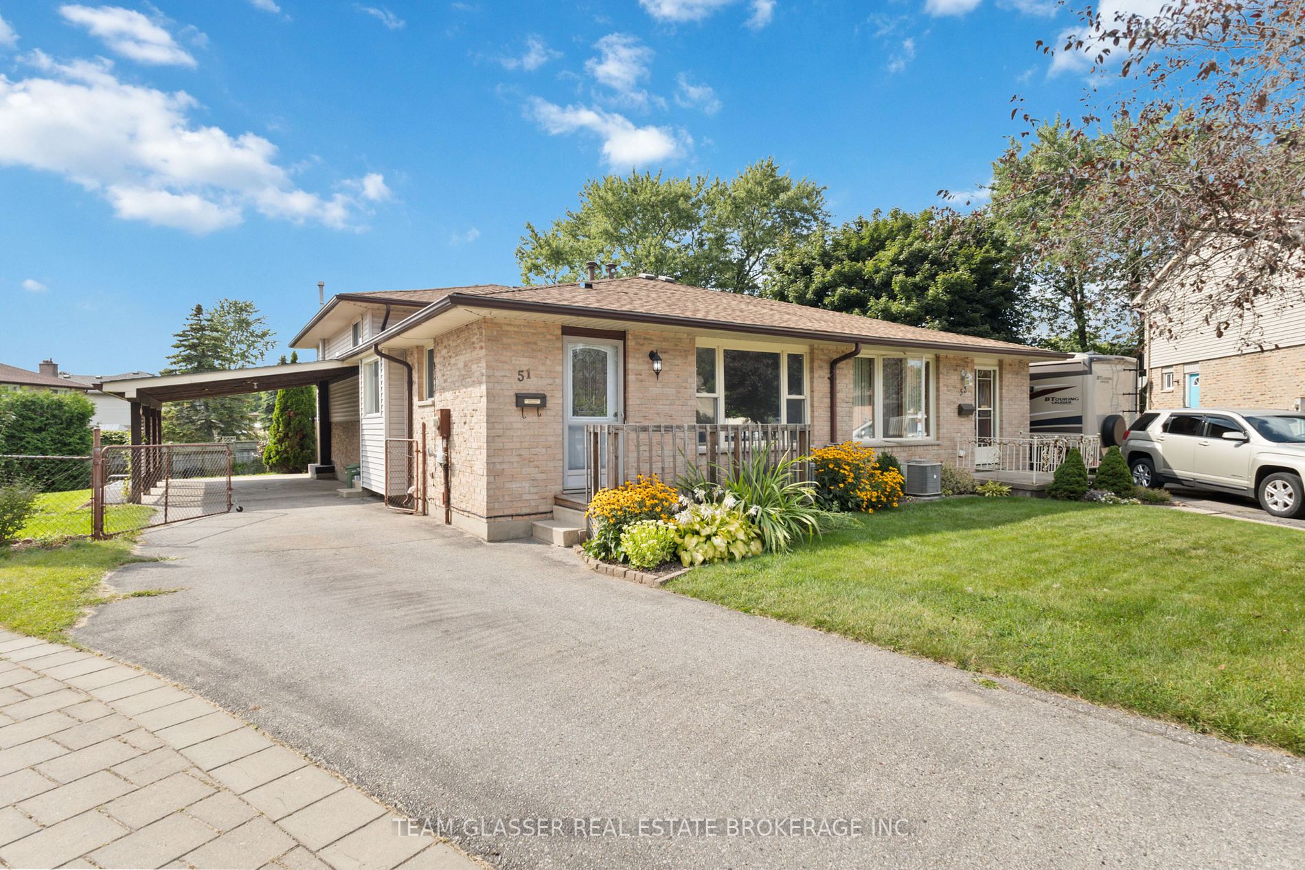 51 Edgemere Pl Property Photo