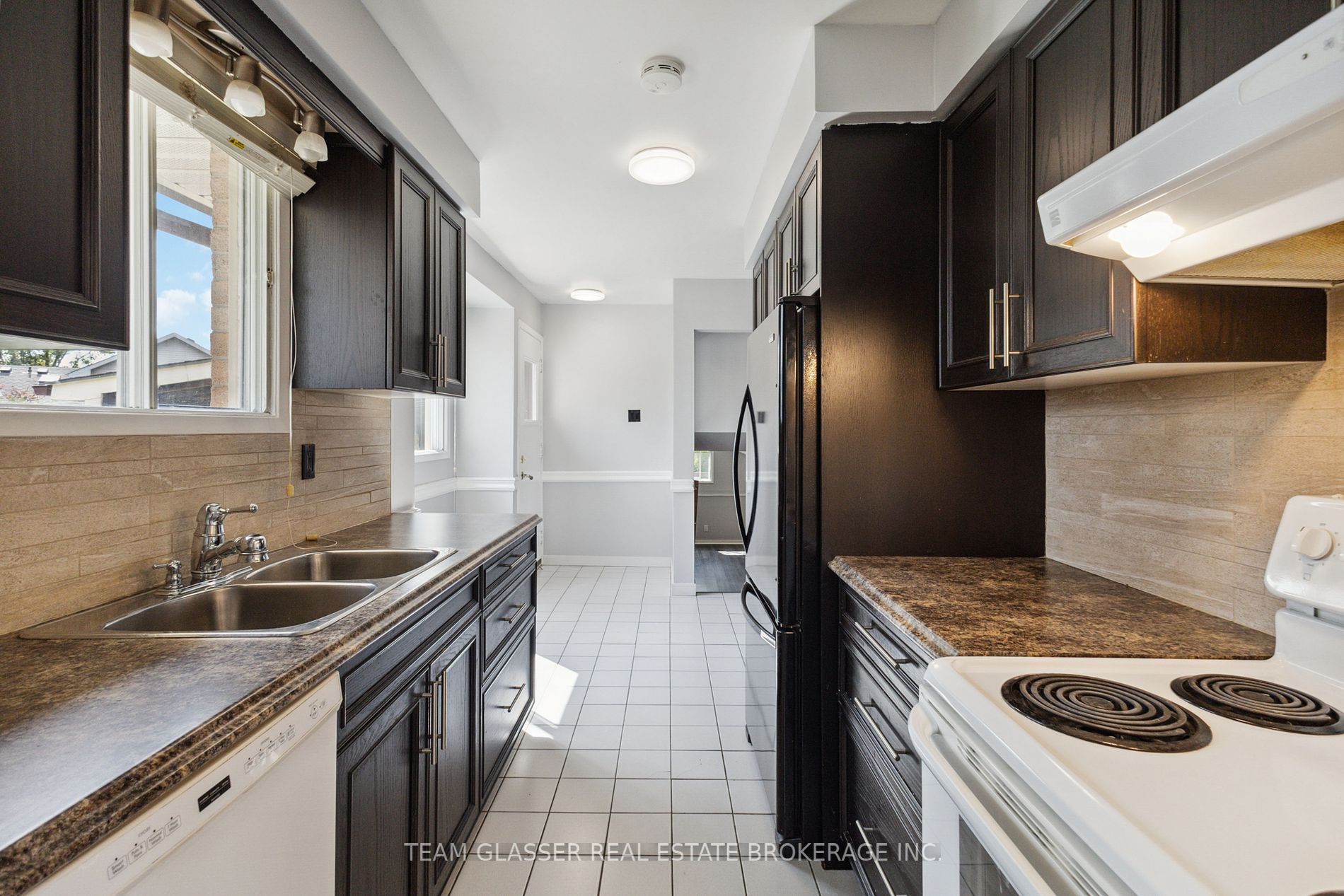 51 Edgemere Pl Property Photo 12