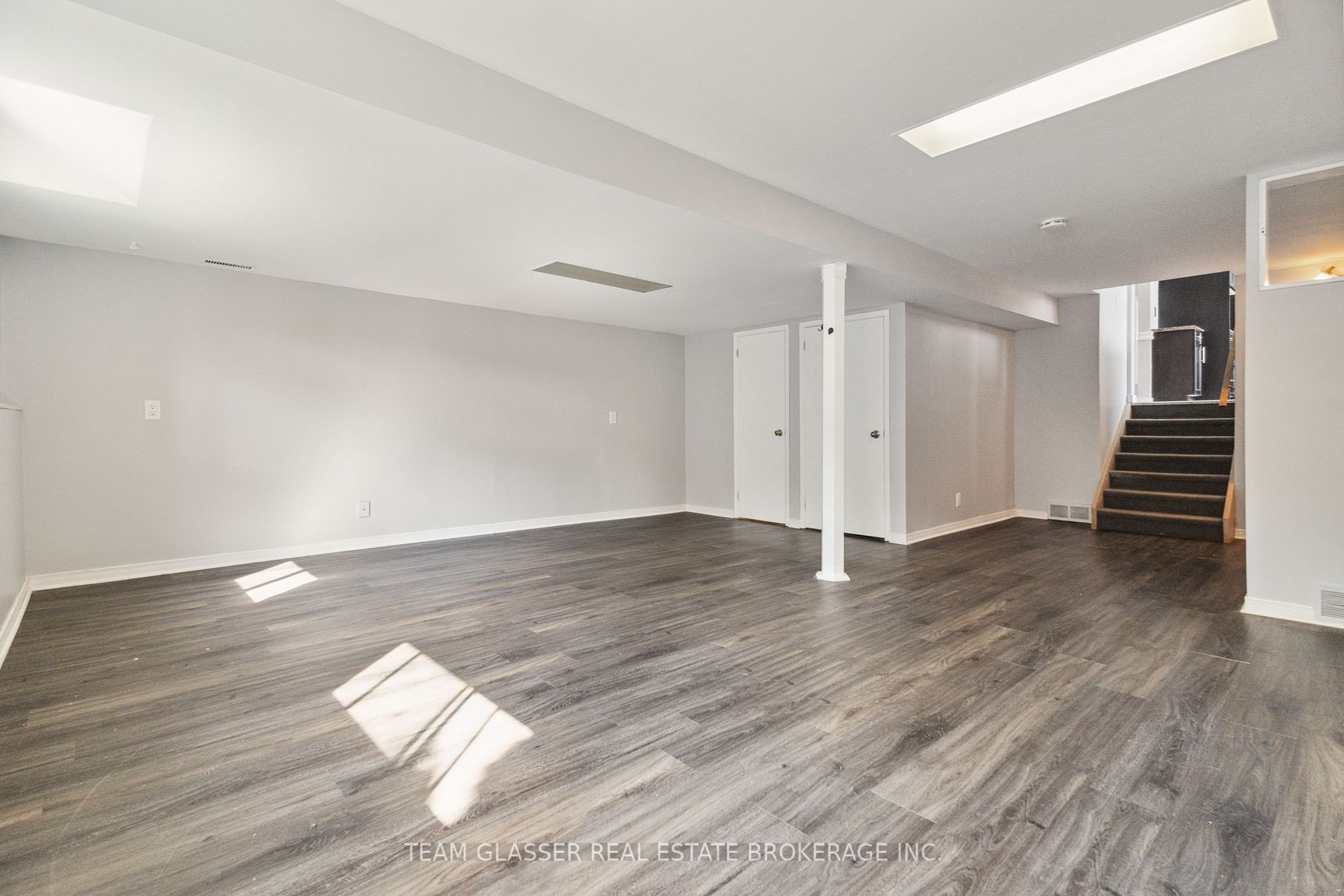 51 Edgemere Pl Property Photo 13