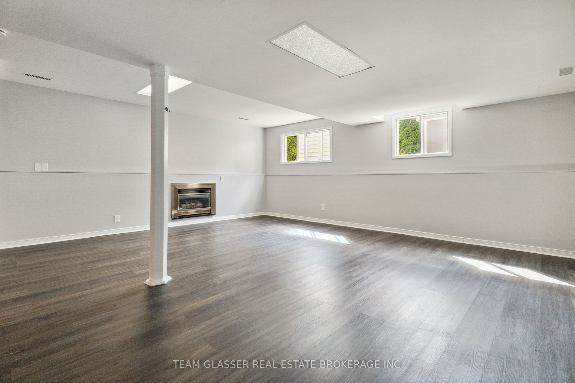 51 Edgemere Pl Property Photo 14