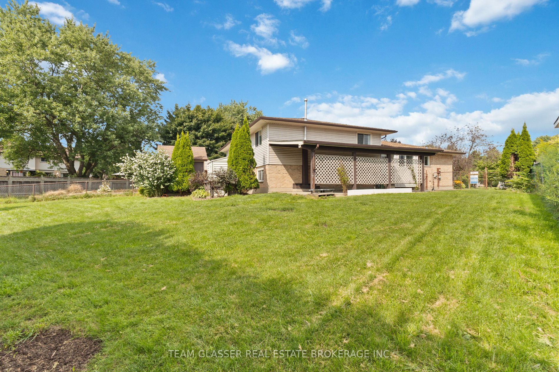 51 Edgemere Pl Property Photo 22