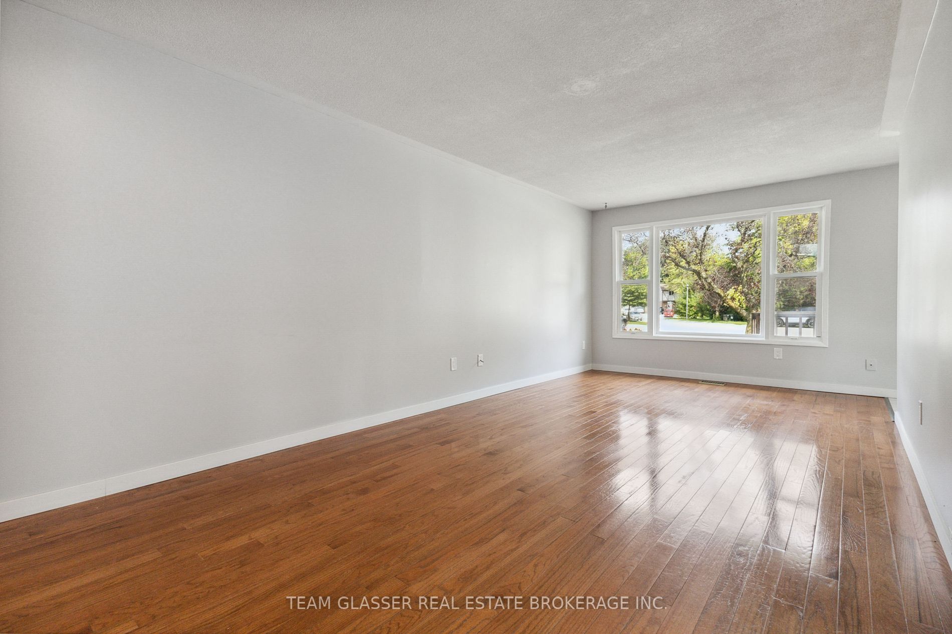 51 Edgemere Pl Property Photo 30