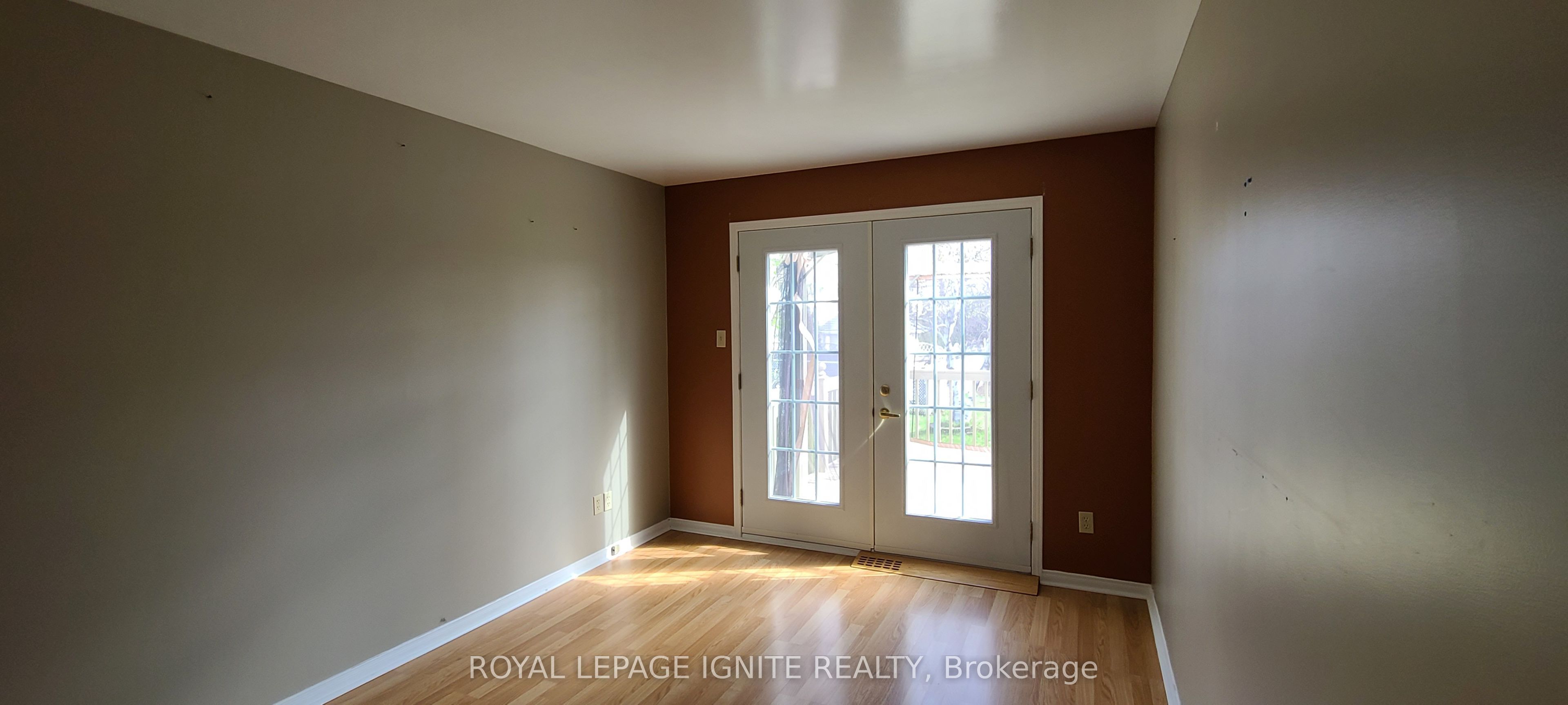 804 Champlain Drive Property Photo 3